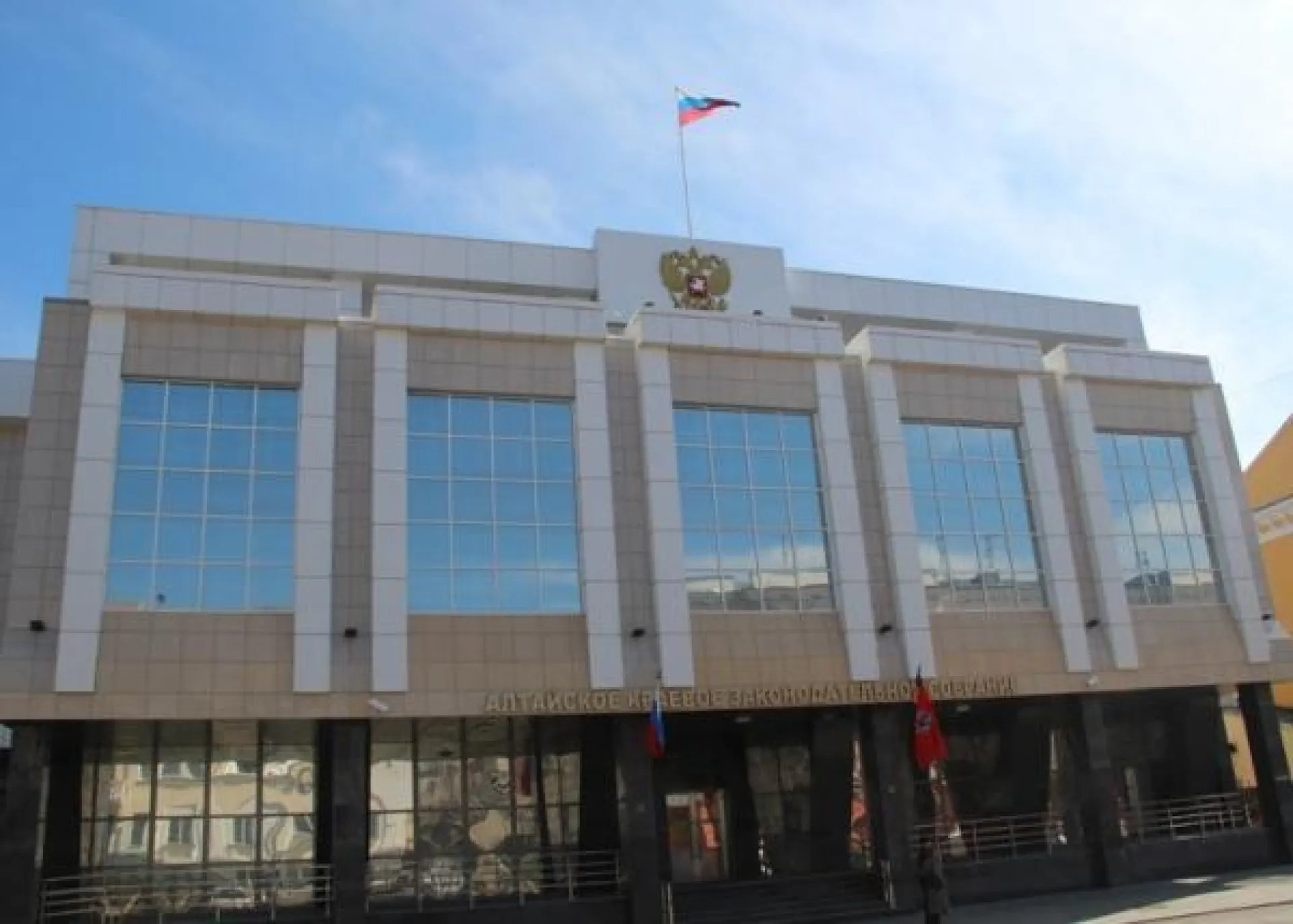 Виктор Томенко инициировал расширение полномочий АКЗС