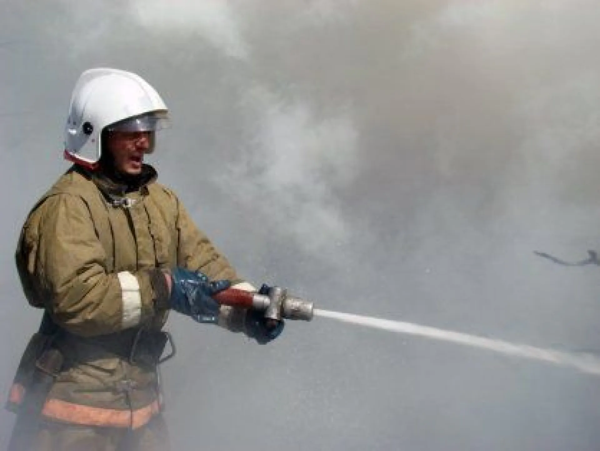 Пожар в алтайском селе унёс жизни 4 человек Пожар в алтайском селе унёс жизни 4 человек