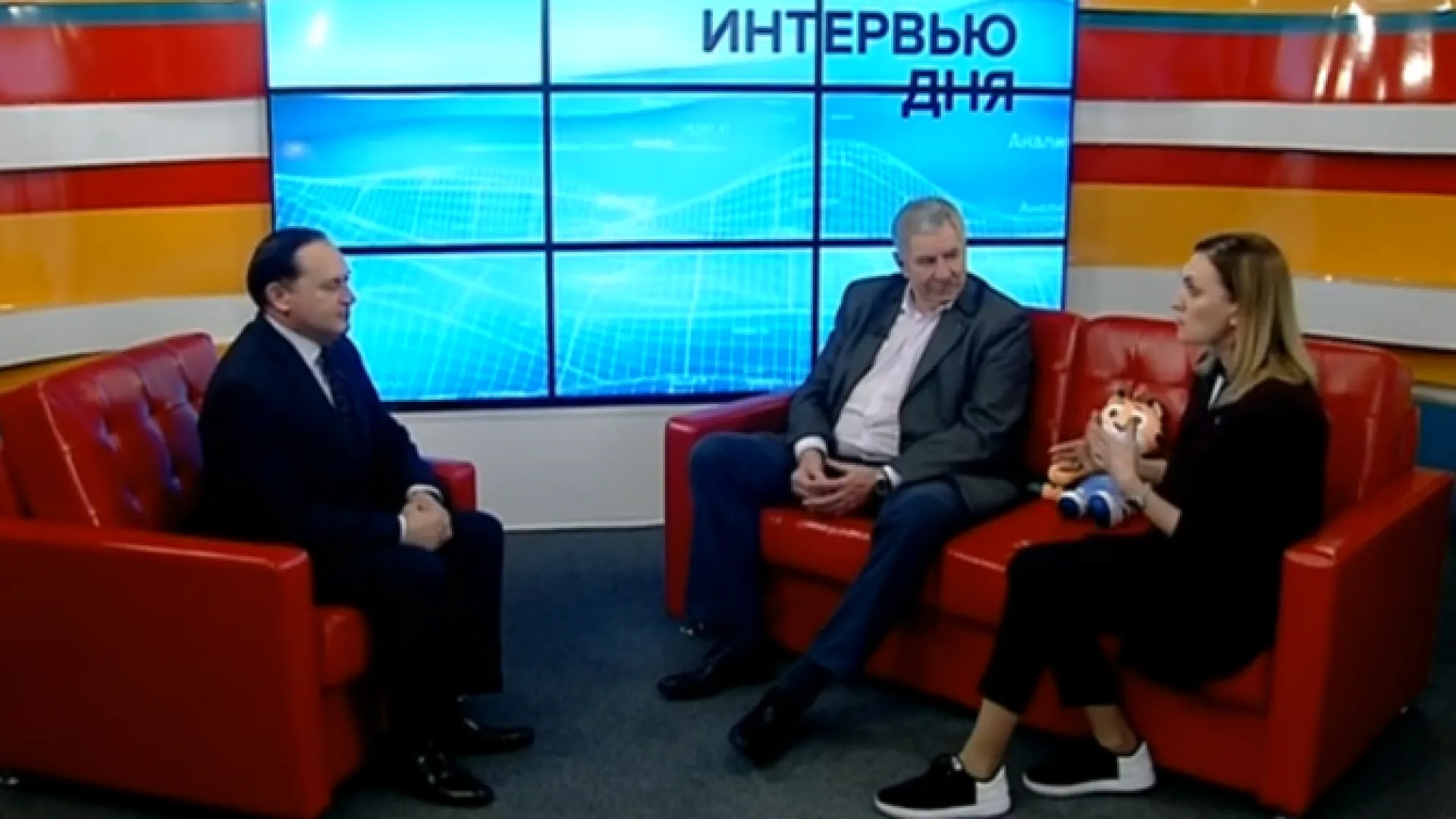 Финал СФО по баскетболу школьной баскетбольной лиги «КЭС-Баскет» прошел в Барнауле
