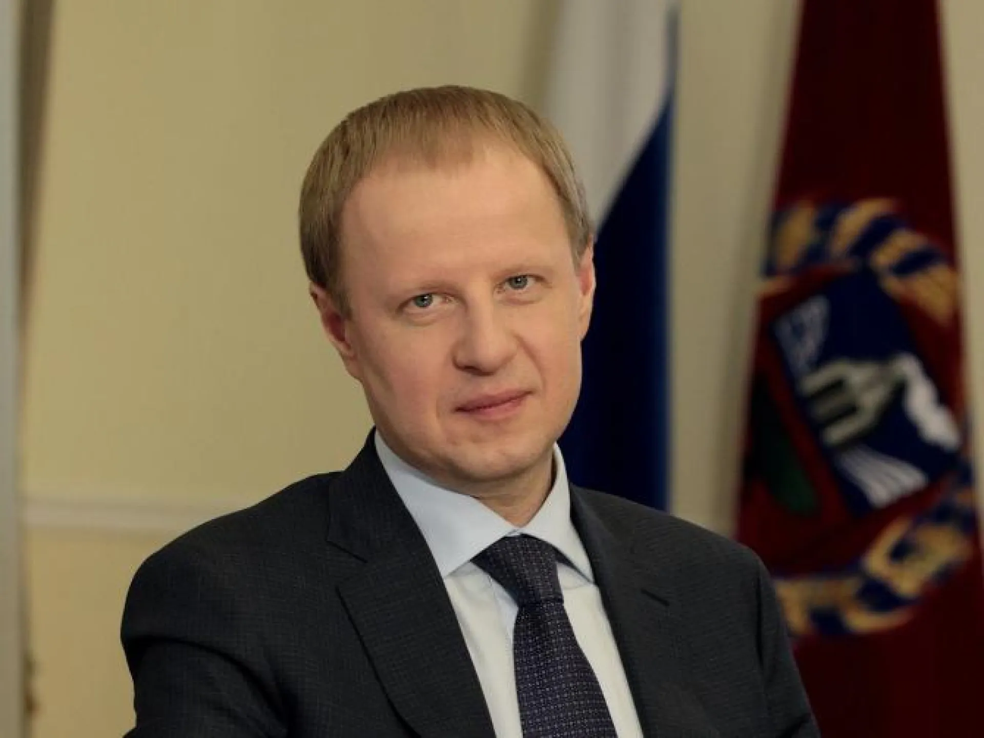 Виктор Томенко поздравил жителей Алтайского края с Пасхой Виктор Томенко поздравил жителей Алтайского края с Пасхой