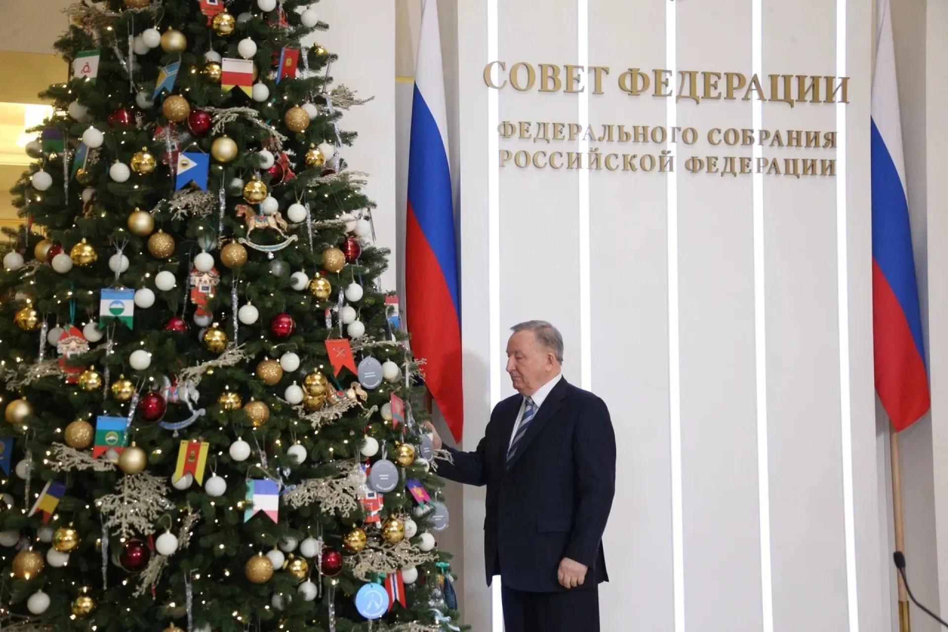 Сенатор России Александр Карлин исполнит мечты детей из Алтайского края и ЛНР Сенатор России Александр Карлин исполнит мечты детей из Алтайского края и ЛНР