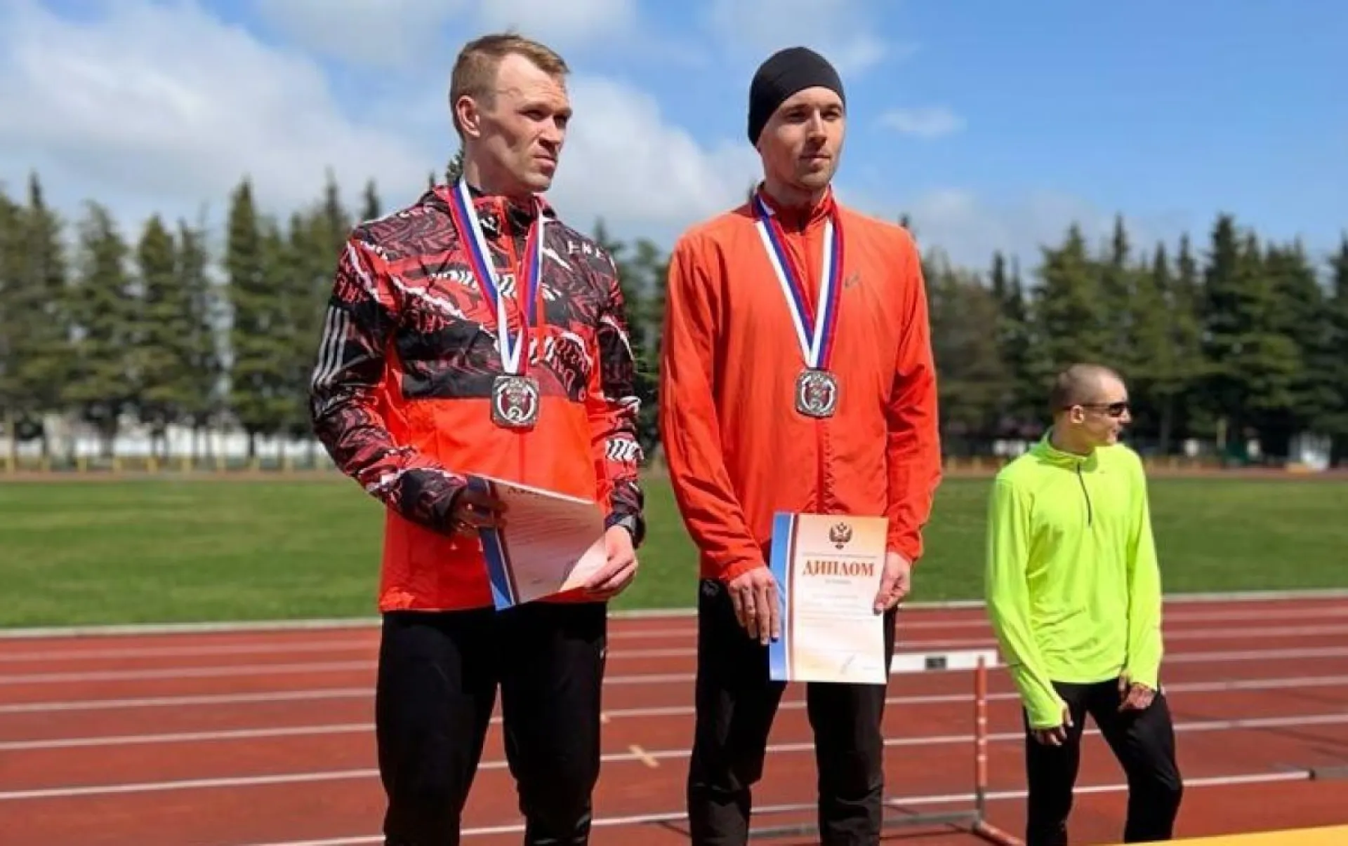 Алтайские легкоатлеты завоевали девять медалей на чемпионате России среди спортсменов с нарушением зрения Алтайские легкоатлеты завоевали девять медалей на чемпионате России среди спортсменов с нарушением зрения