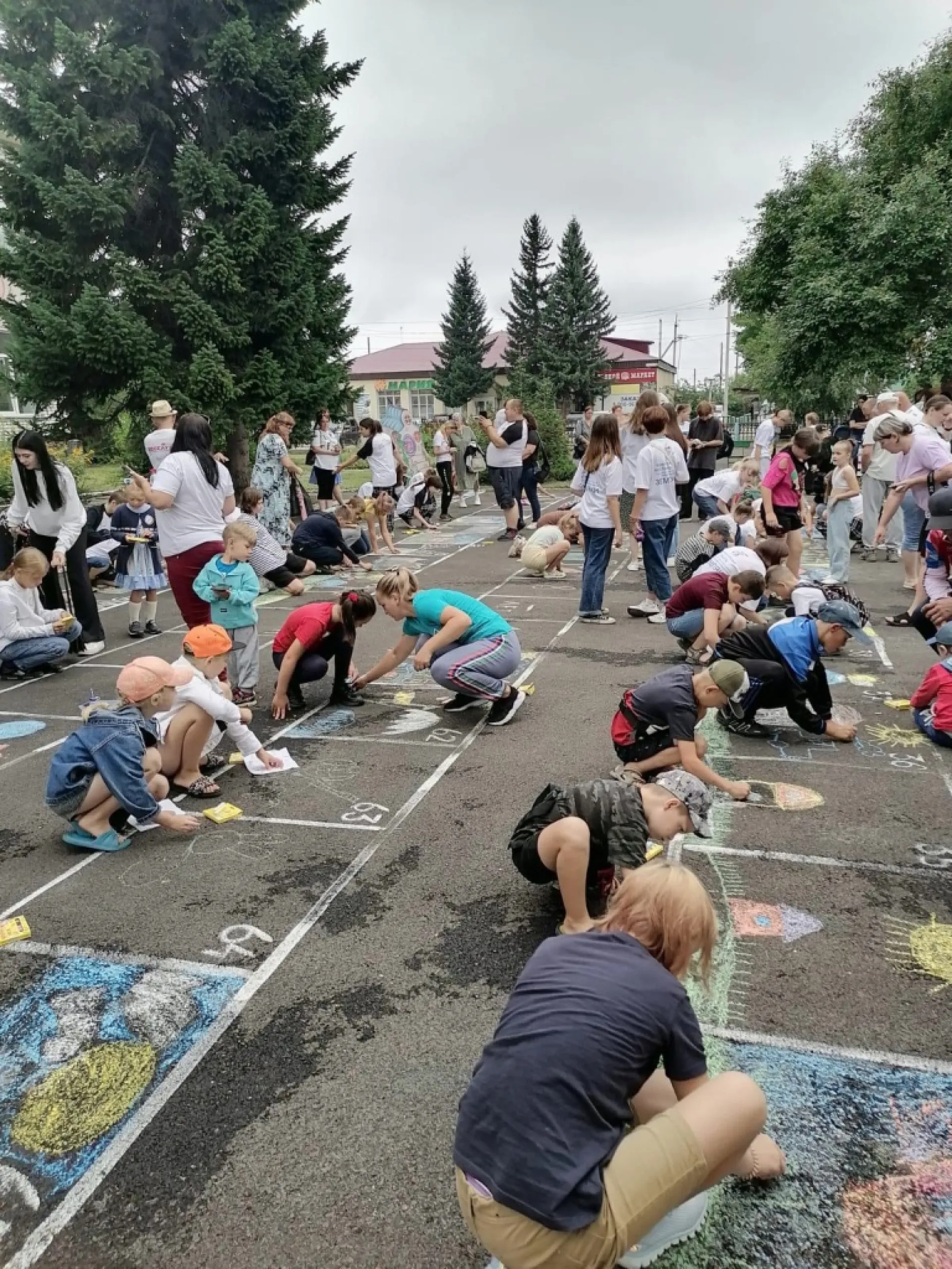 Фестиваль «Земляки» открылся в посёлке Верх-Обский Фестиваль «Земляки» открылся в посёлке Верх-Обский
