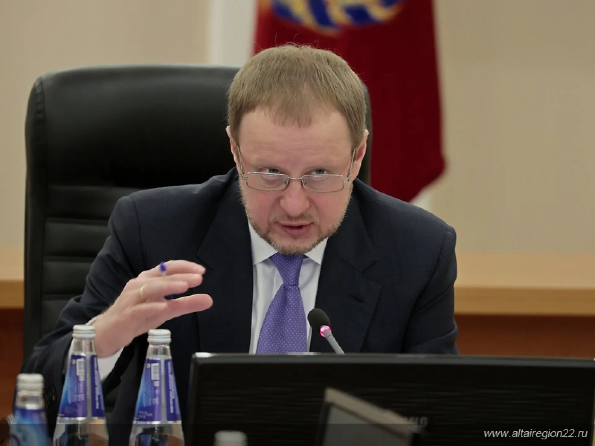 Кредиты и закон о ветеринарии: в правительстве Алтайского края обсудили инициативы, внесенные на мартовскую сессию АКЗС Кредиты и закон о ветеринарии: в правительстве Алтайского края обсудили инициативы, внесенные на мартовскую сессию АКЗС