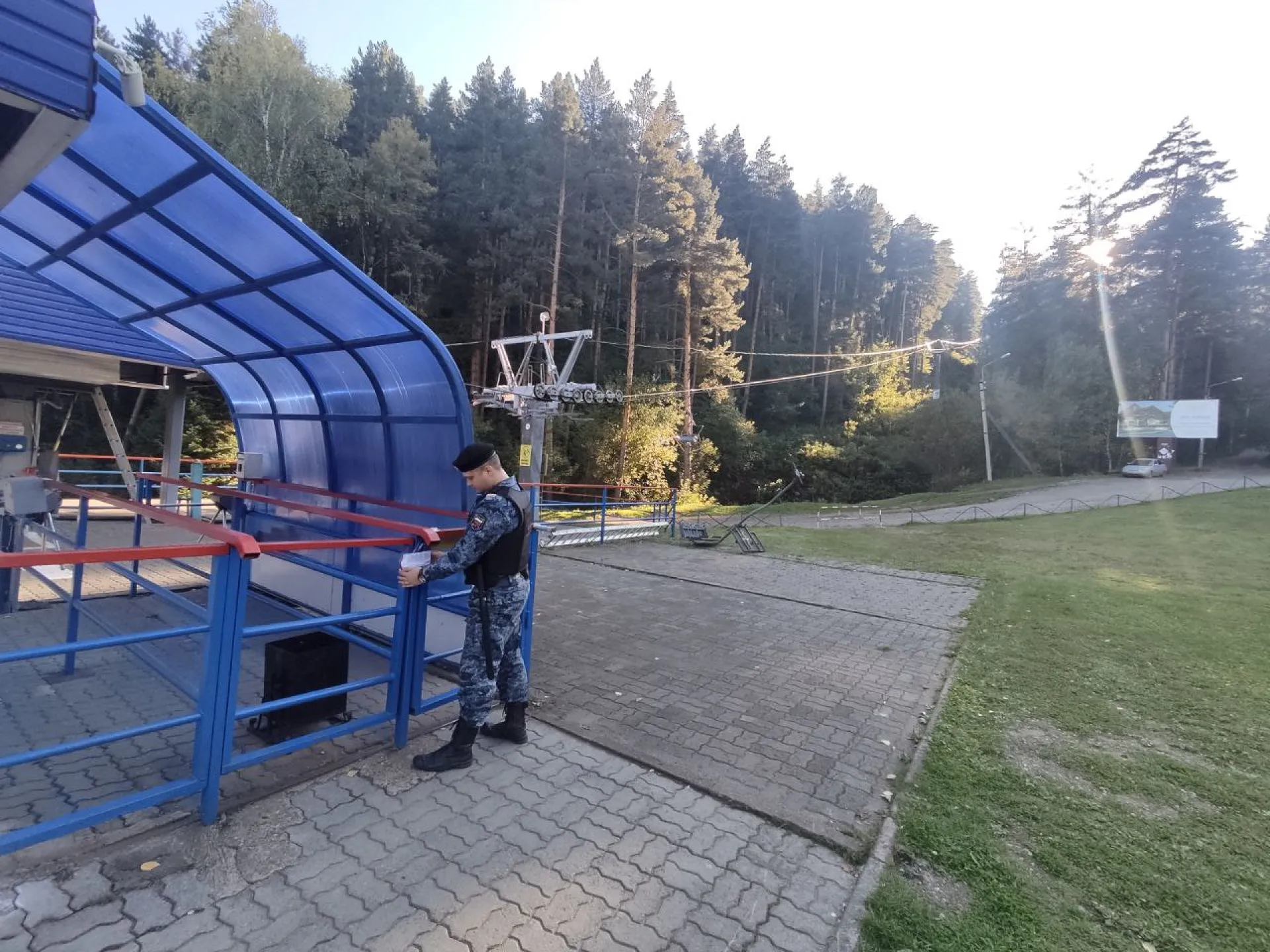 Судебные приставы приостановили канатную дорогу на гору Церковка в Белокурихе Судебные приставы приостановили канатную дорогу на гору Церковка в Белокурихе