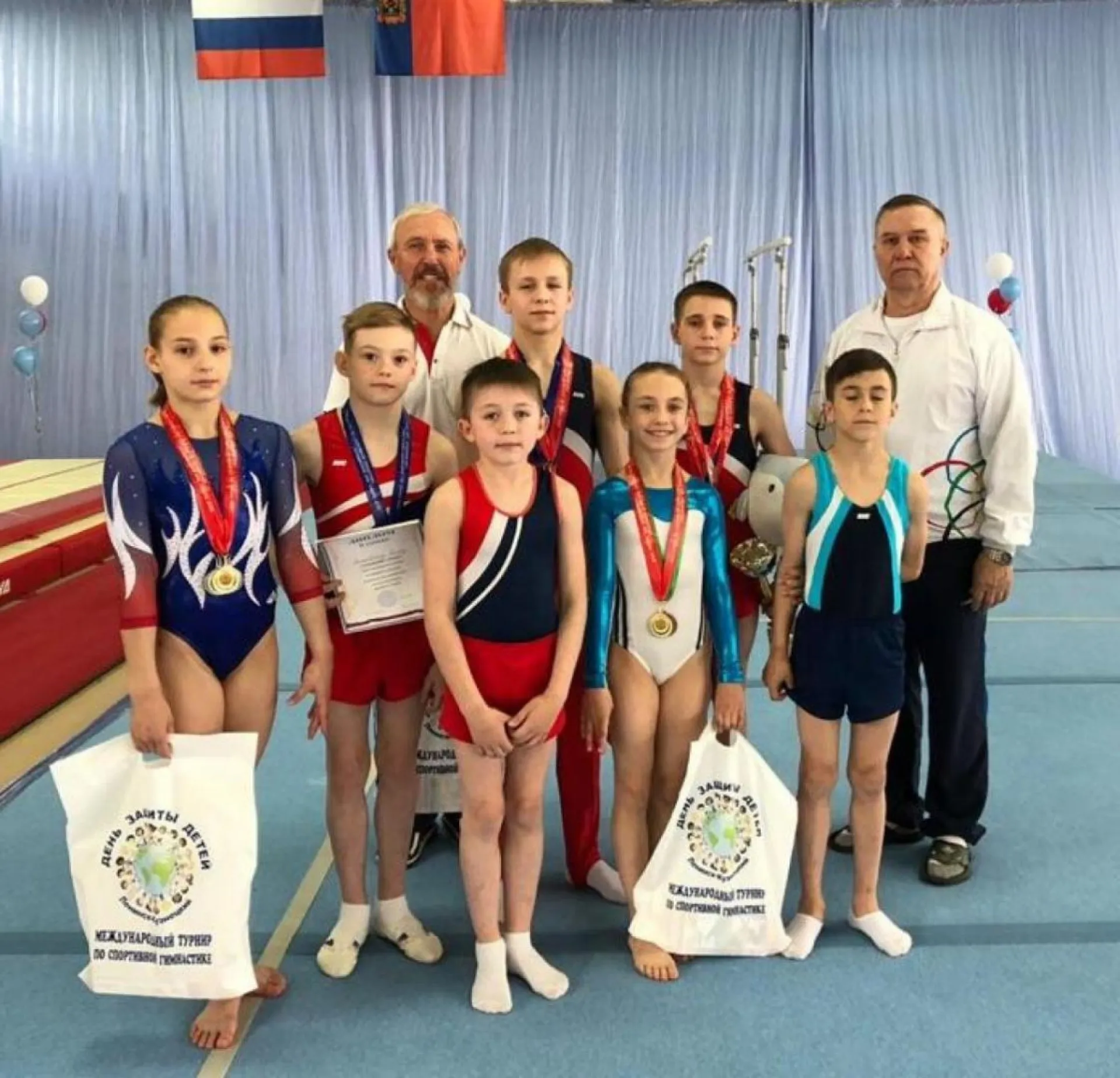 Алтайские гимнасты стали призёрами всероссийских соревнований Алтайские гимнасты стали призёрами всероссийских соревнований