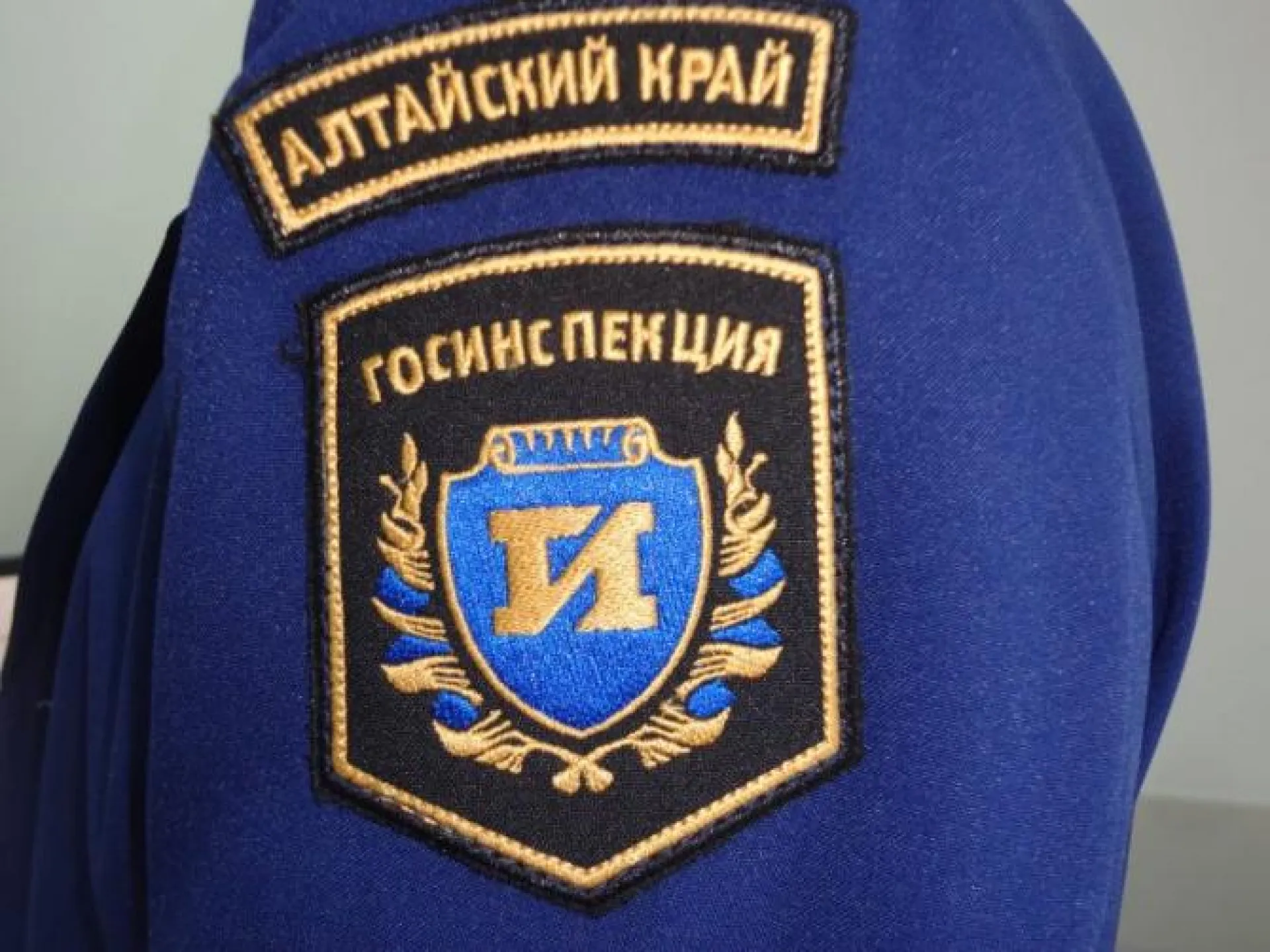 УК незаконно увеличила тариф на ремонт собственникам многоквартирных домов в Барнауле УК незаконно увеличила тариф на ремонт собственникам многоквартирных домов в Барнауле