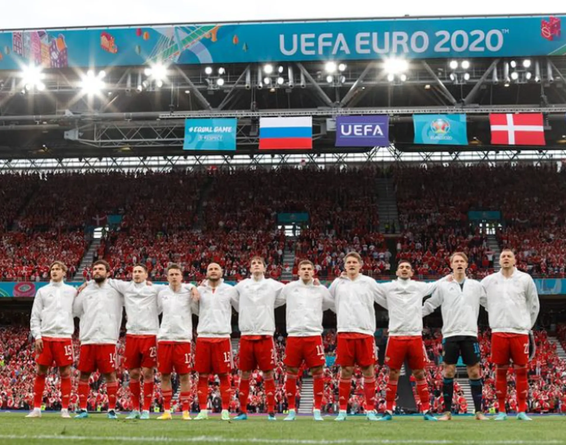 Сборная России завершила участие в чемпионате Европы по футболу Сборная России завершила участие в чемпионате Европы по футболу