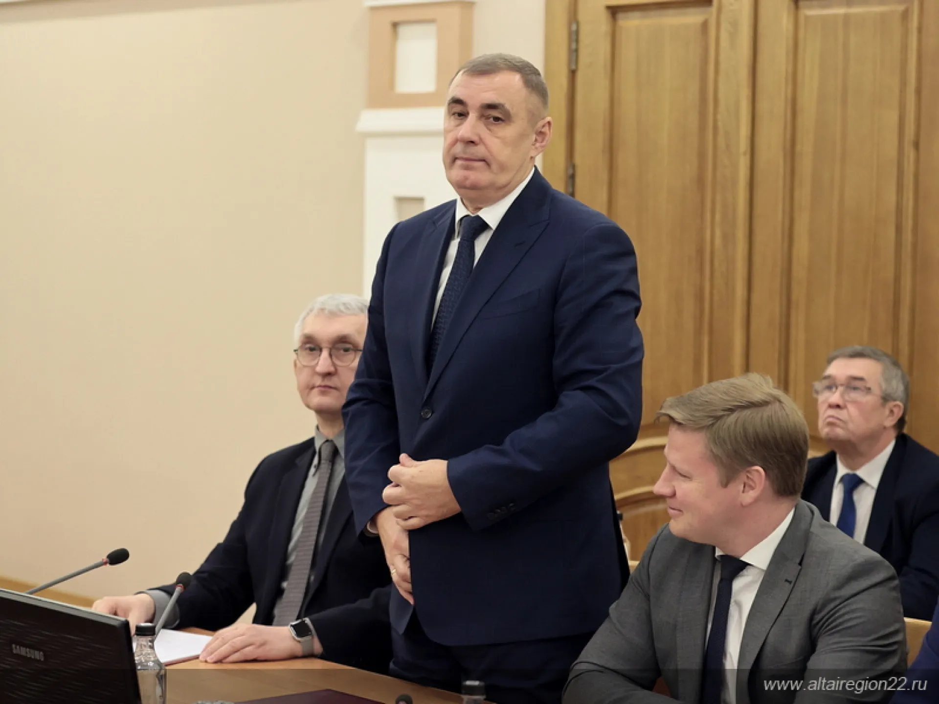 Виктор Томенко назначил заместителя председателя правительства Алтайского края Виктор Томенко назначил заместителя председателя правительства Алтайского края