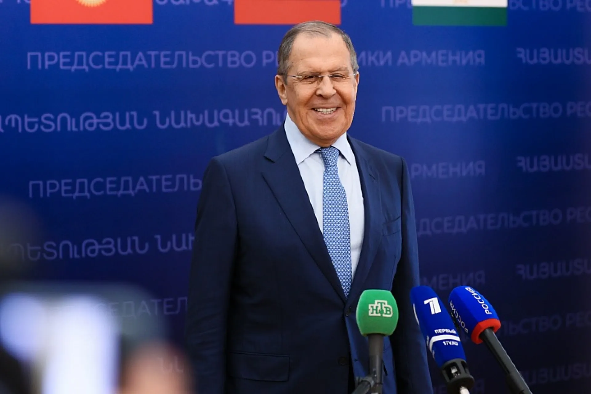 Глава МИД посетит Иран Глава МИД посетит Иран
