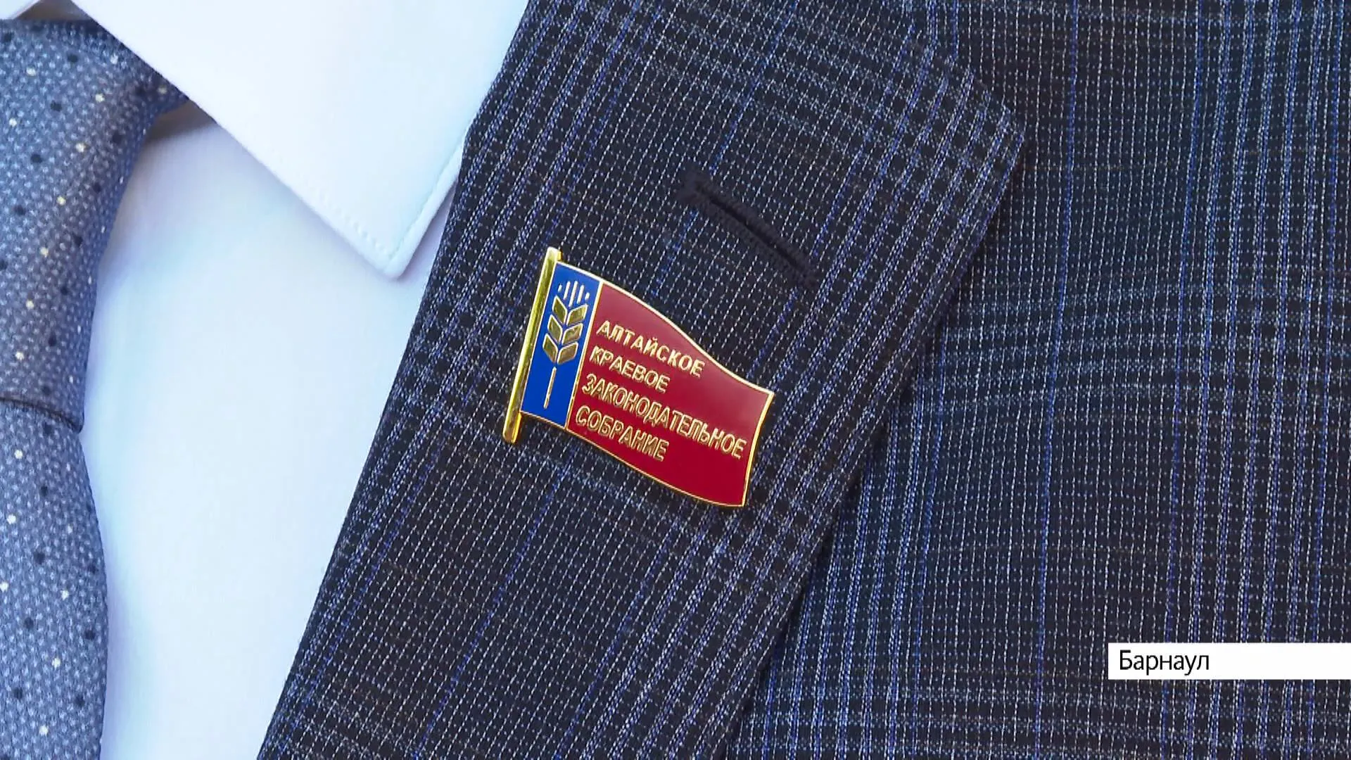 Депутат АКЗС отчитался о полугодовой работе в краевом парламенте Депутат АКЗС отчитался о полугодовой работе в краевом парламенте