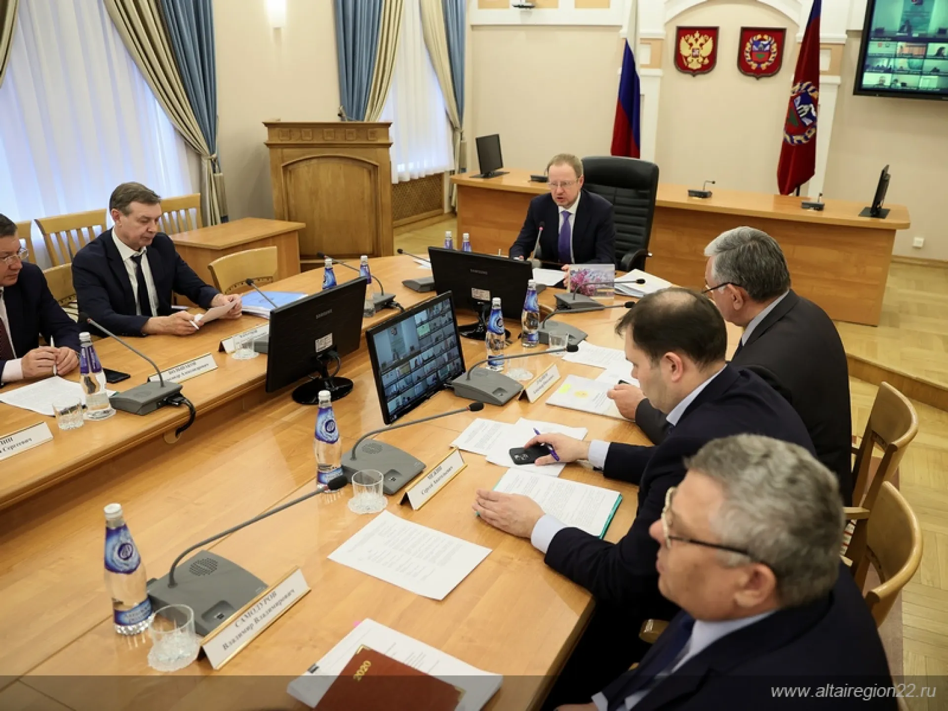 Виктор Томенко обсудил льготное кредитование алтайских предприятий на Госсовете РФ Виктор Томенко обсудил льготное кредитование алтайских предприятий на Госсовете РФ