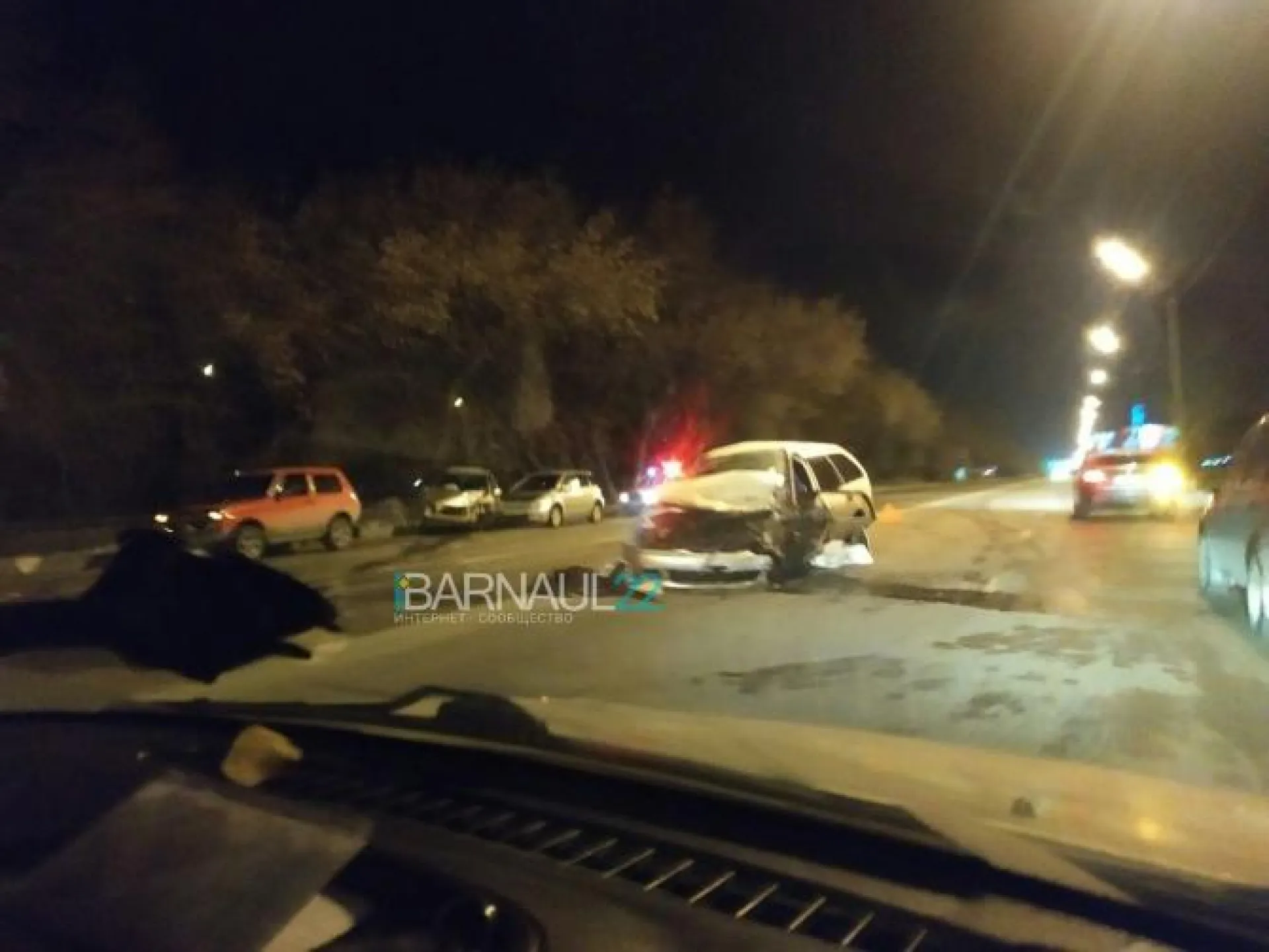 Пьяный водитель устроил массовое ДТП в Барнауле
