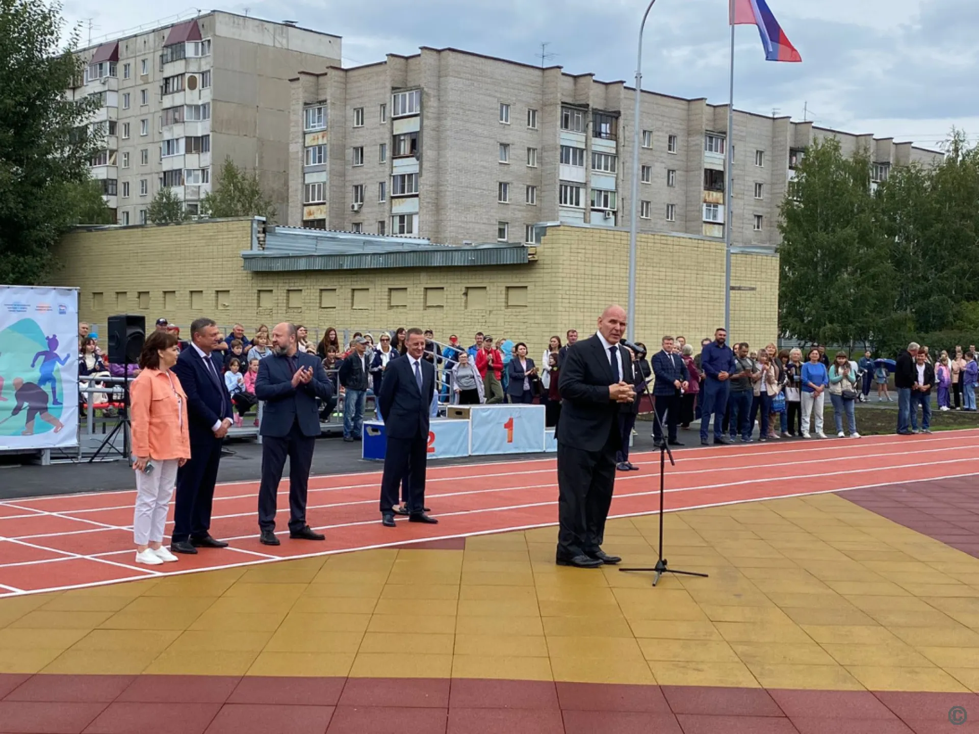 Олимпийский чемпион Александр Карелин открыл Фестиваль дворового спорта в Барнауле Олимпийский чемпион Александр Карелин открыл Фестиваль дворового спорта в Барнауле