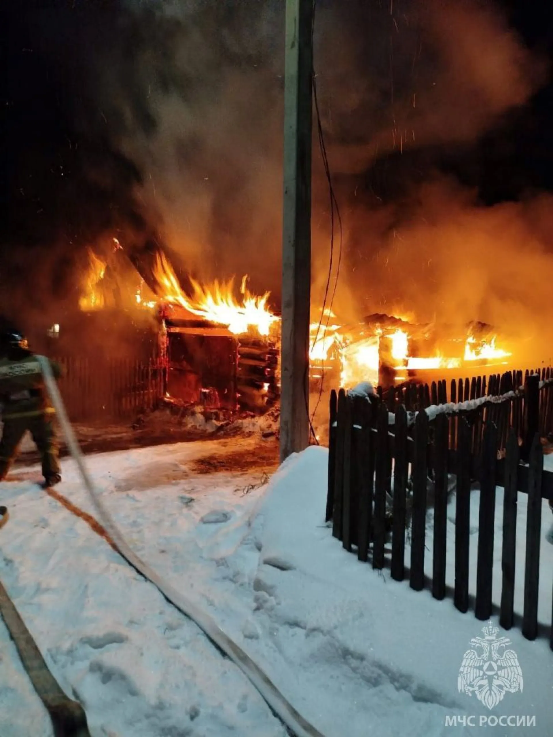 Пожар произошел рано утром в Заринске Пожар произошел рано утром в Заринске