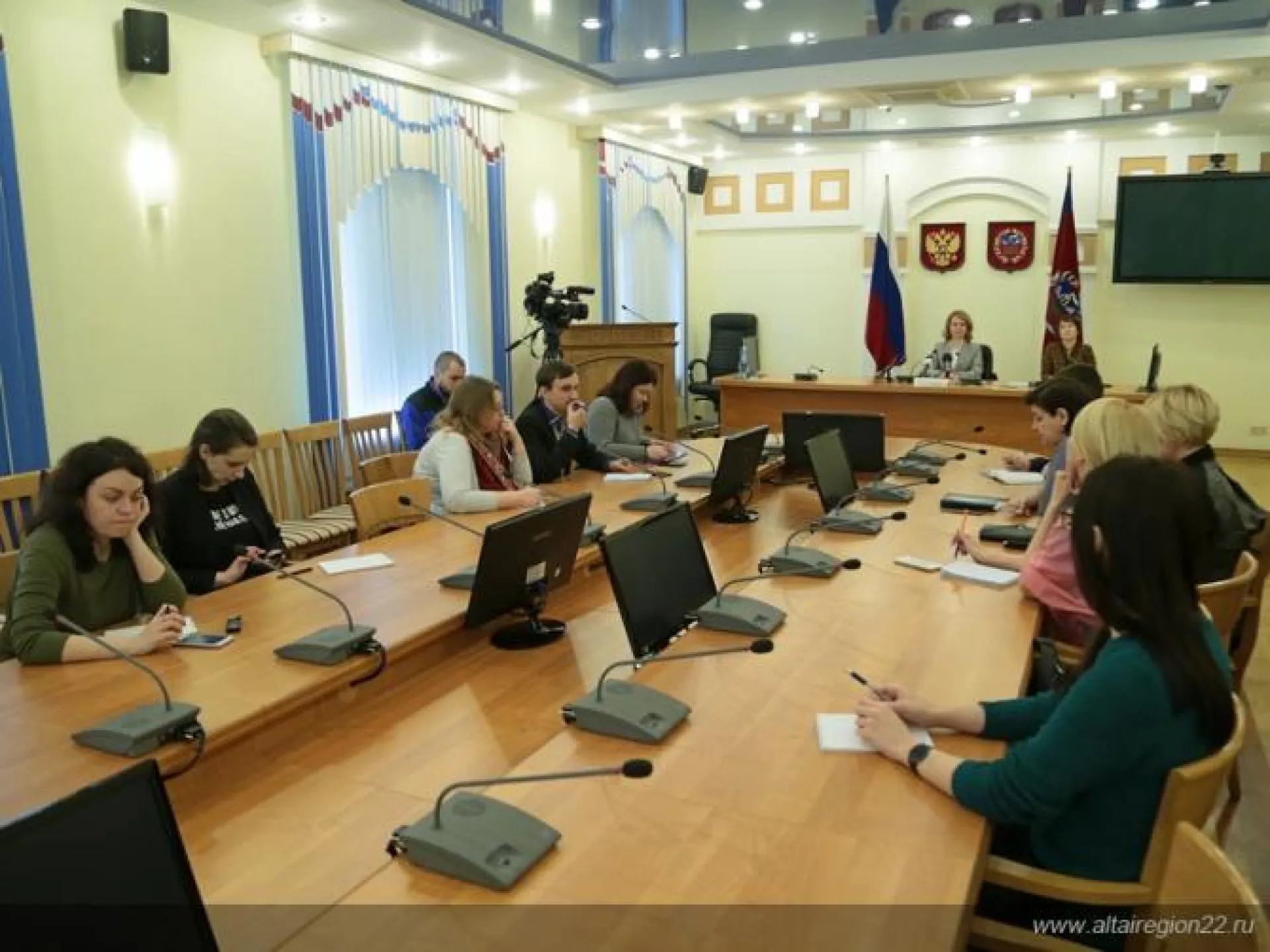 Региональные проекты реализуют в Алтайском крае в рамках нацпроекта «Демография»