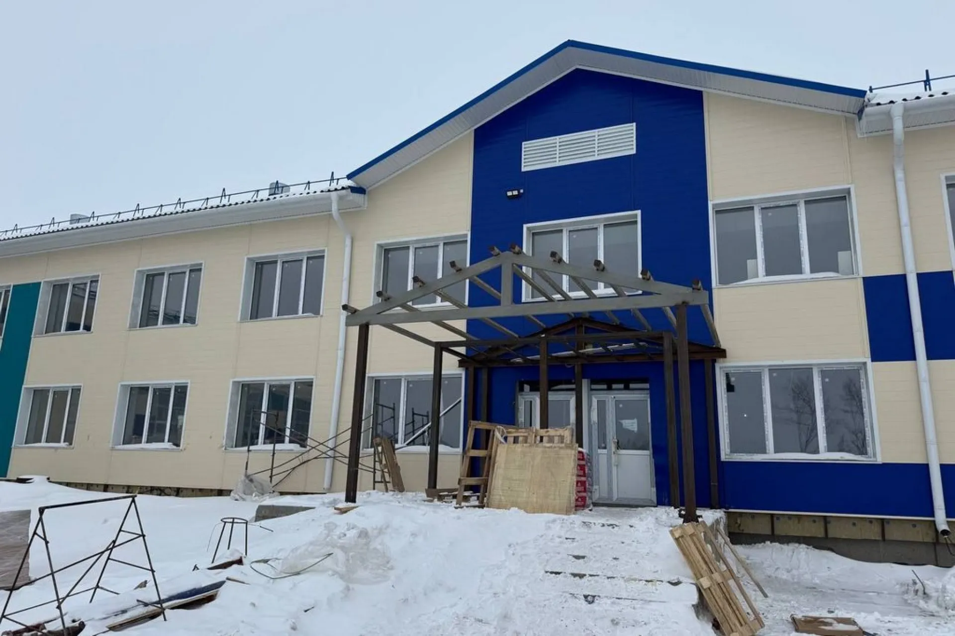 Новая школа откроется к сентябрю в селе Орлово Немецкого национального района Новая школа откроется к сентябрю в селе Орлово Немецкого национального района