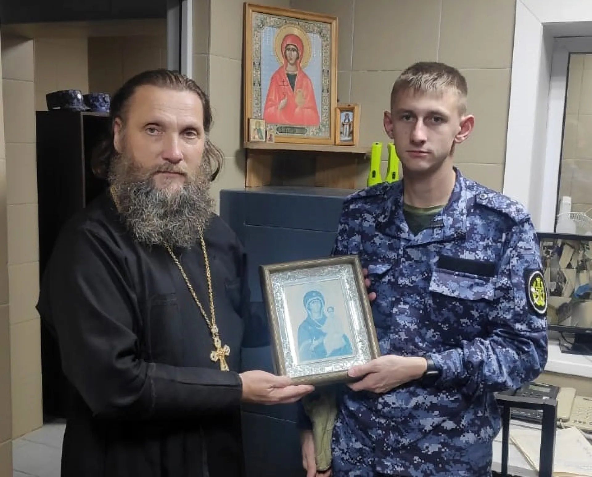 Иверскую икону Божией Матери передали в СИЗО Бийска
