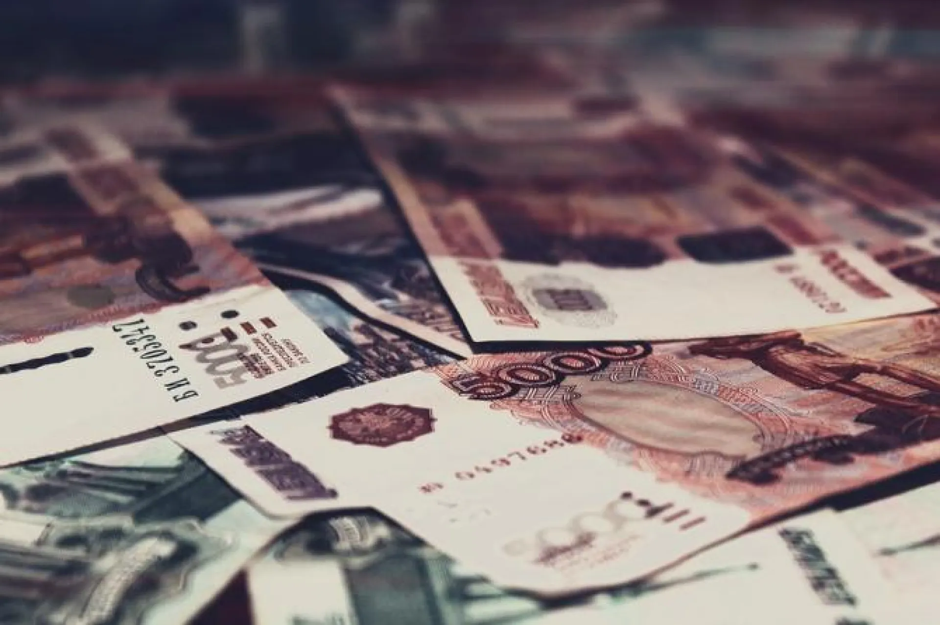 Жители Барнаула похитили 9 млн рублей, завладев паролями от электронной почты предпринимателей