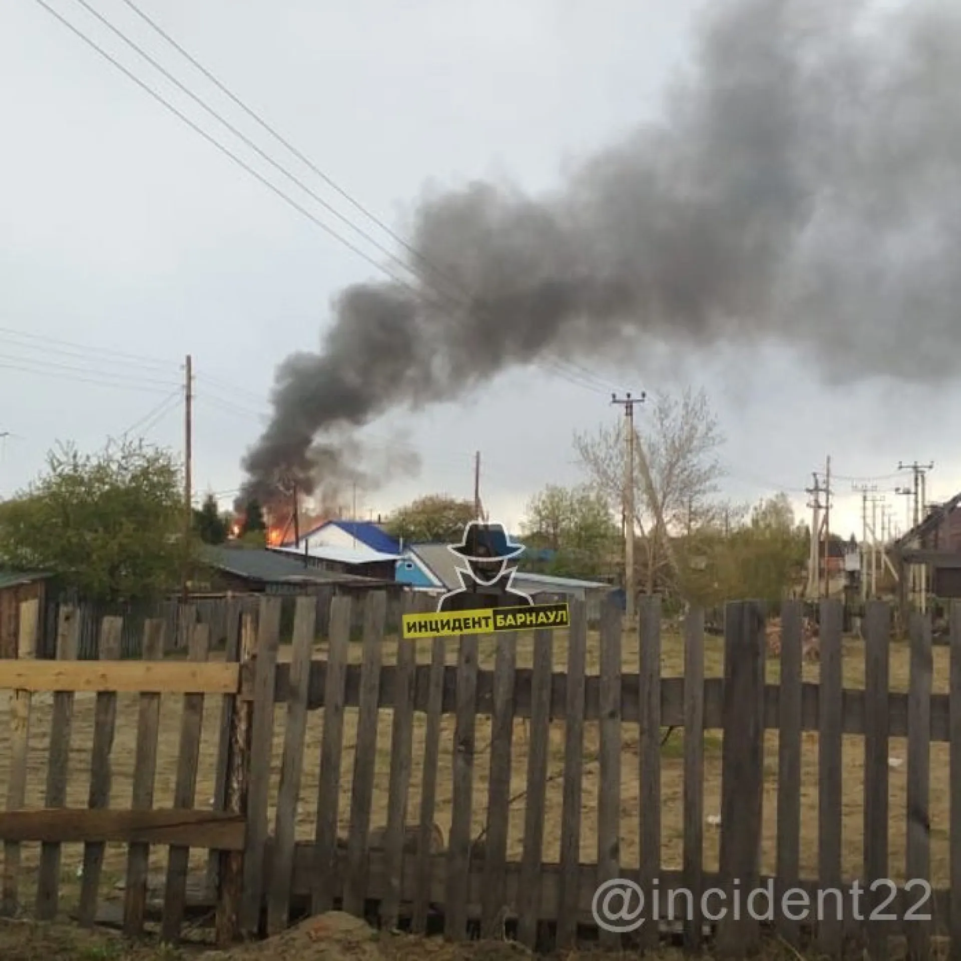 Труп мужчины обнаружили в сгоревшем садовом домике в Алтайском крае Труп мужчины обнаружили в сгоревшем садовом домике в Алтайском крае