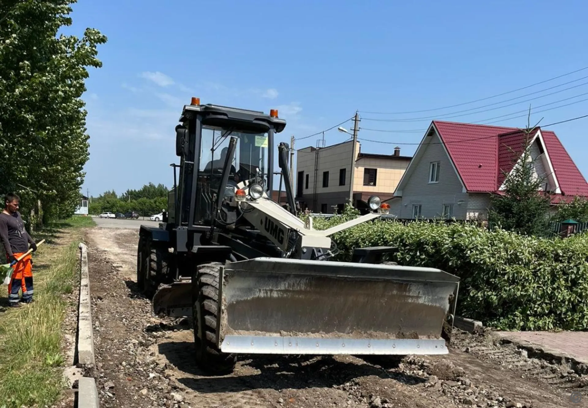 Дорожники приступили к ремонту улицы Облепиховой в Барнауле Дорожники приступили к ремонту улицы Облепиховой в Барнауле