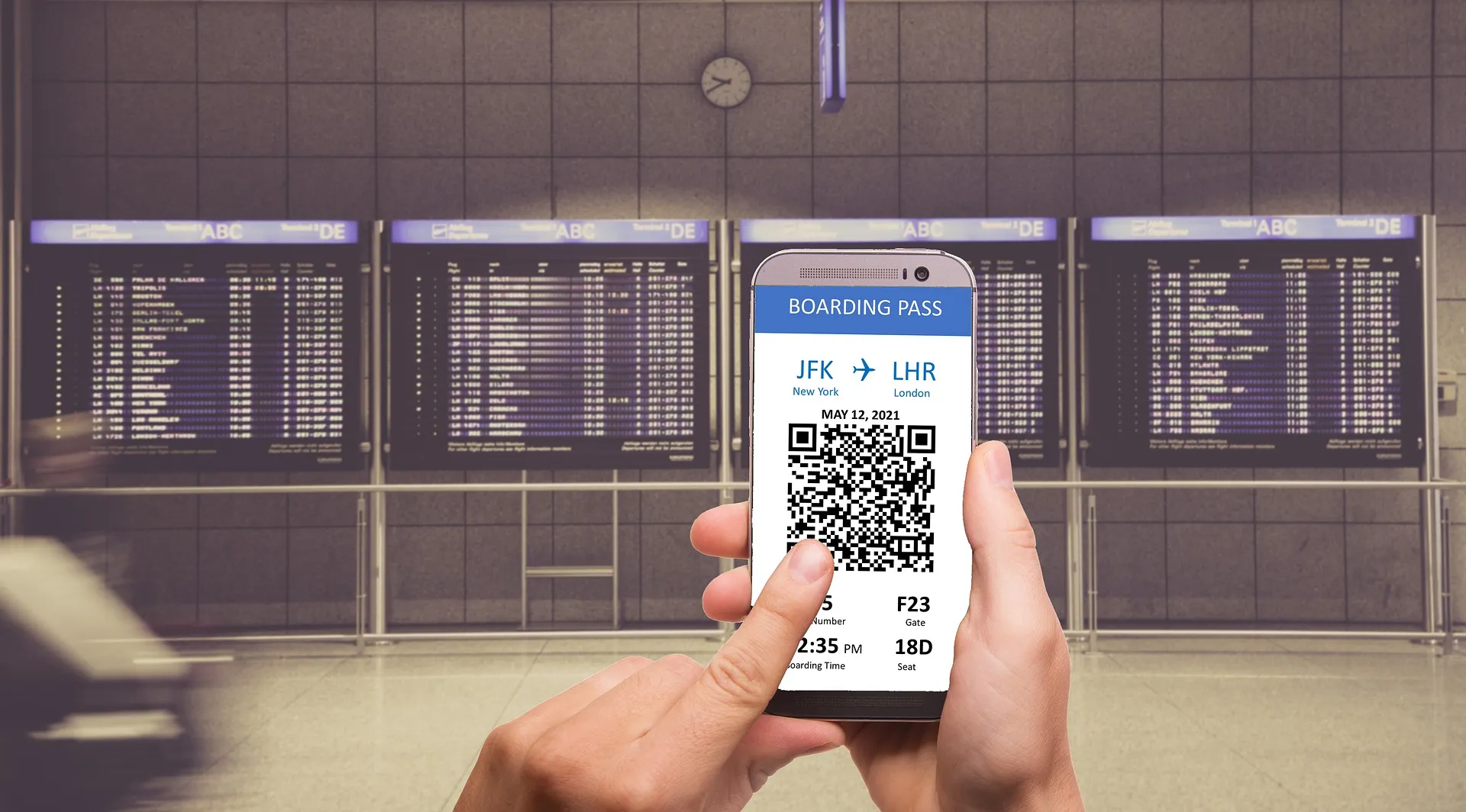 В России разрабатывают законопроект об обязательных QR-кодах в транспорте В России разрабатывают законопроект об обязательных QR-кодах в транспорте