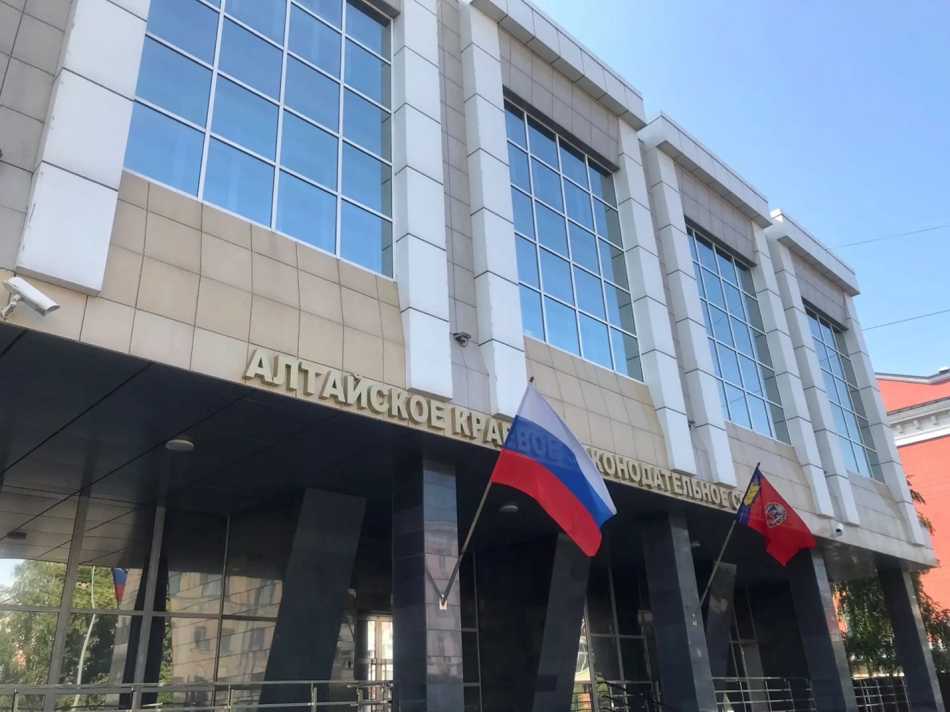Время продажи алкоголя продлили до 22 часов в Алтайском крае