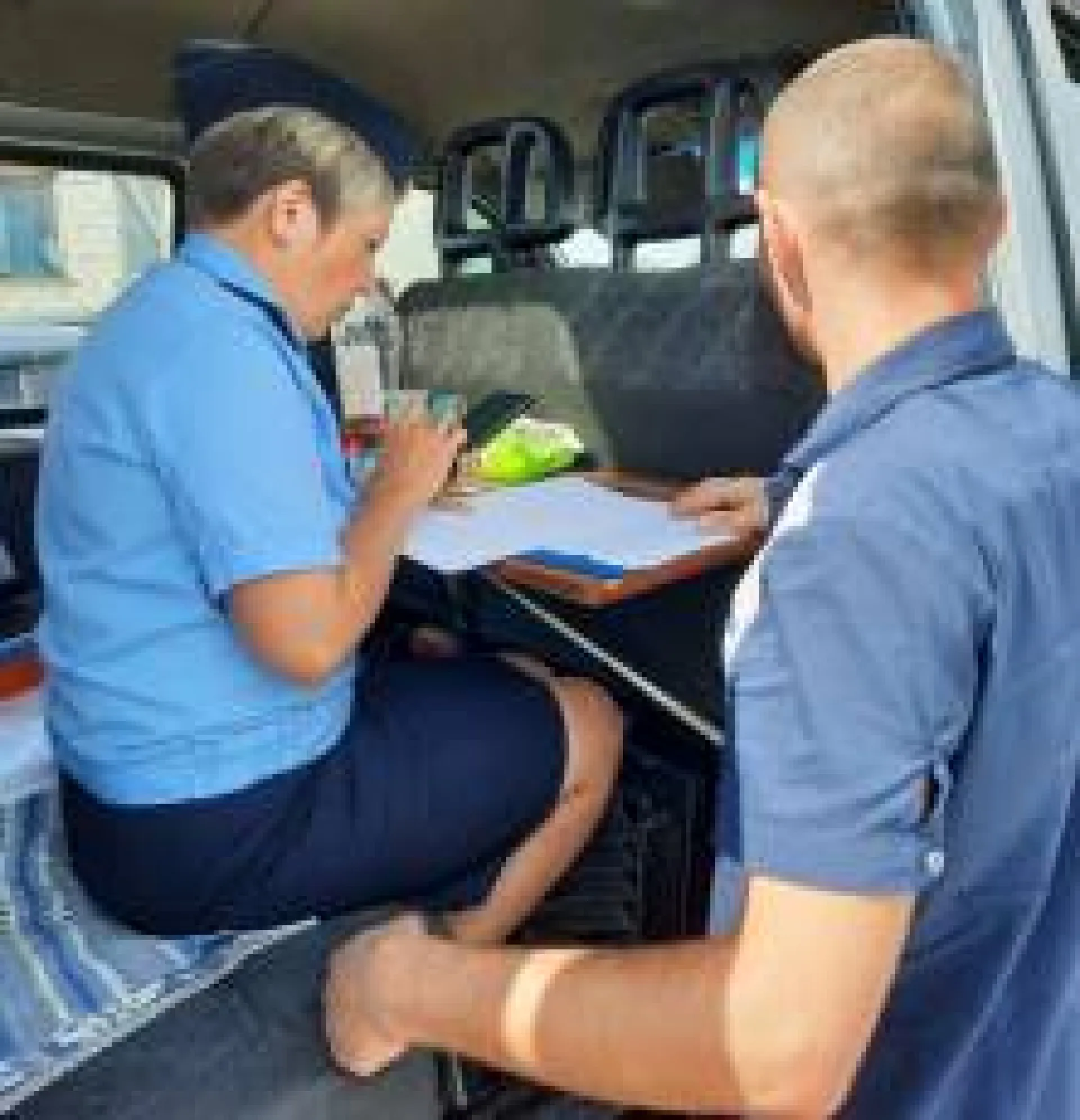 Мужчина испугался потерять авто и сразу выплатил долг по алиментам в Алтайском крае Мужчина испугался потерять авто и сразу выплатил долг по алиментам в Алтайском крае