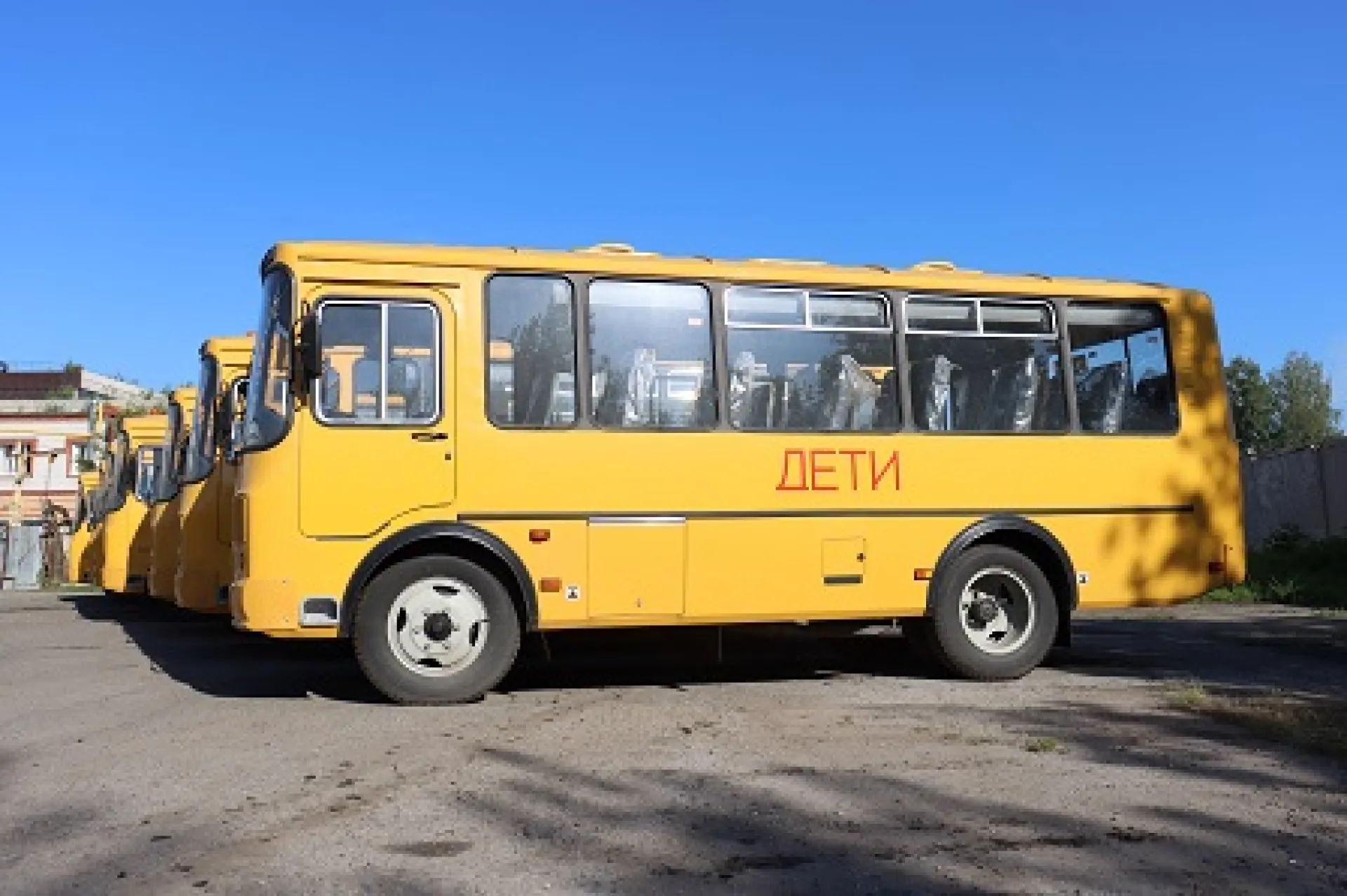 Муниципалитеты Алтайского края получают новые школьные автобусы Муниципалитеты Алтайского края получают новые школьные автобусы
