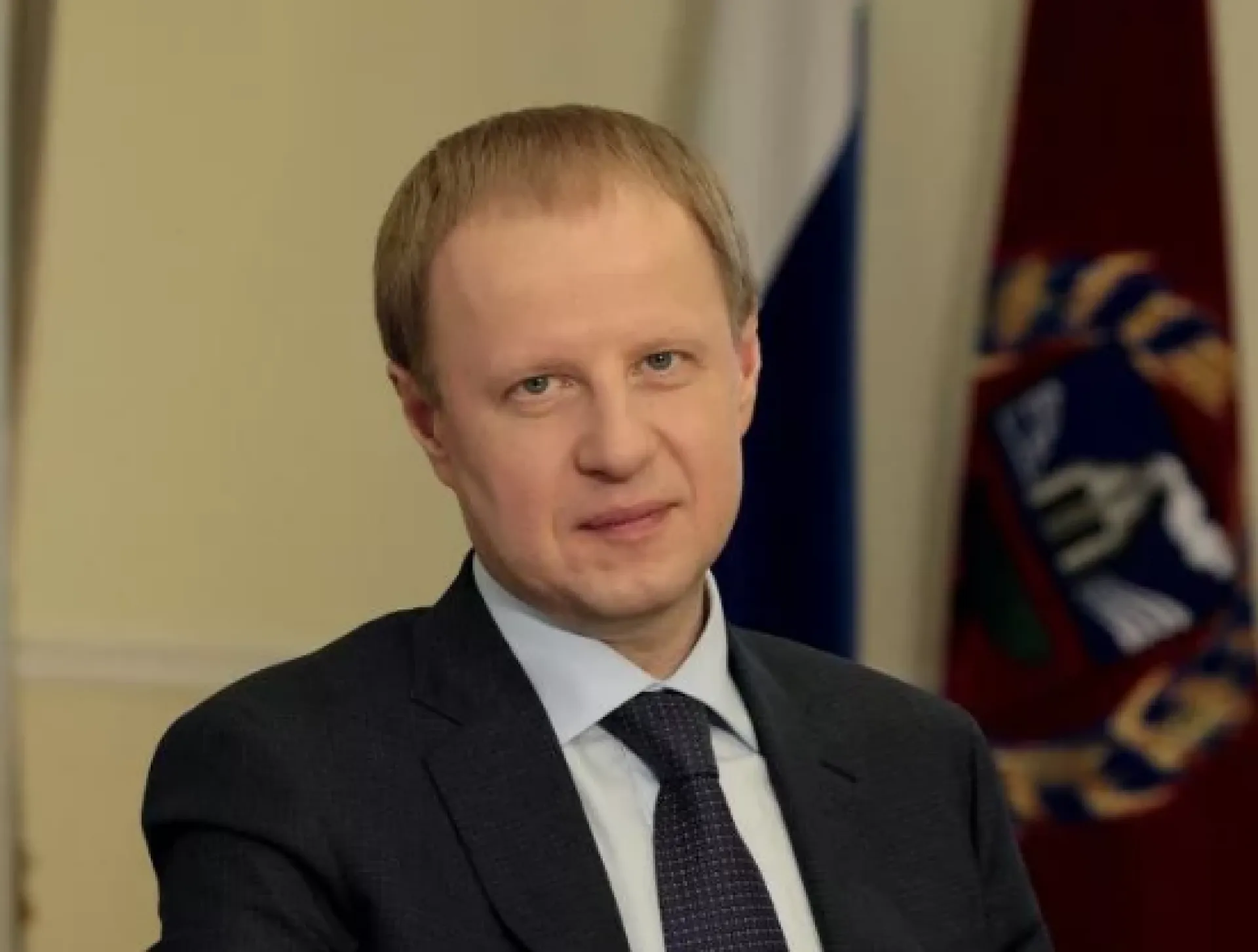 Виктор Томенко подписал указ о награждении двоих жителей Барнаула орденом «За заслуги перед Алтайским краем» II степени Виктор Томенко подписал указ о награждении двоих жителей Барнаула орденом «За заслуги перед Алтайским краем» II степени