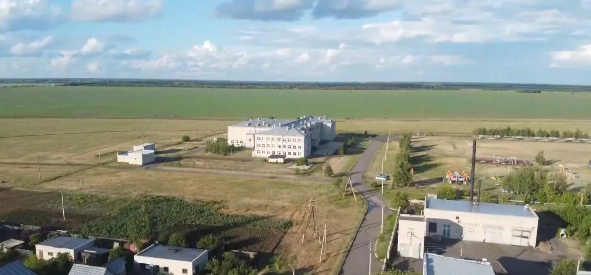 Современная библиотека появится в Гальбштадтской школе в Немецком национальном районе Современная библиотека появится в Гальбштадтской школе в Немецком национальном районе