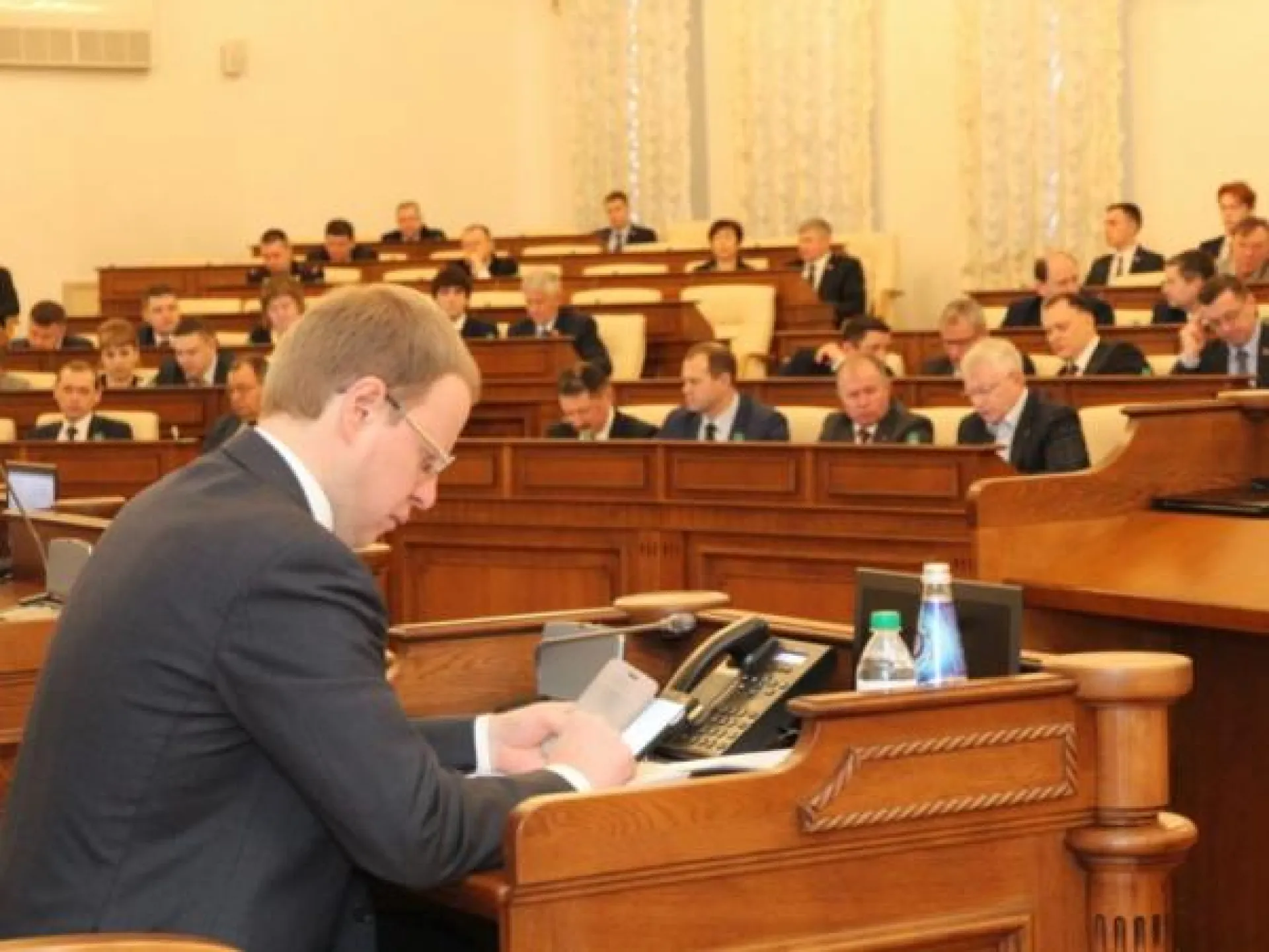 Во фракциях краевого парламента начали подготовку вопросов к отчету губернатора