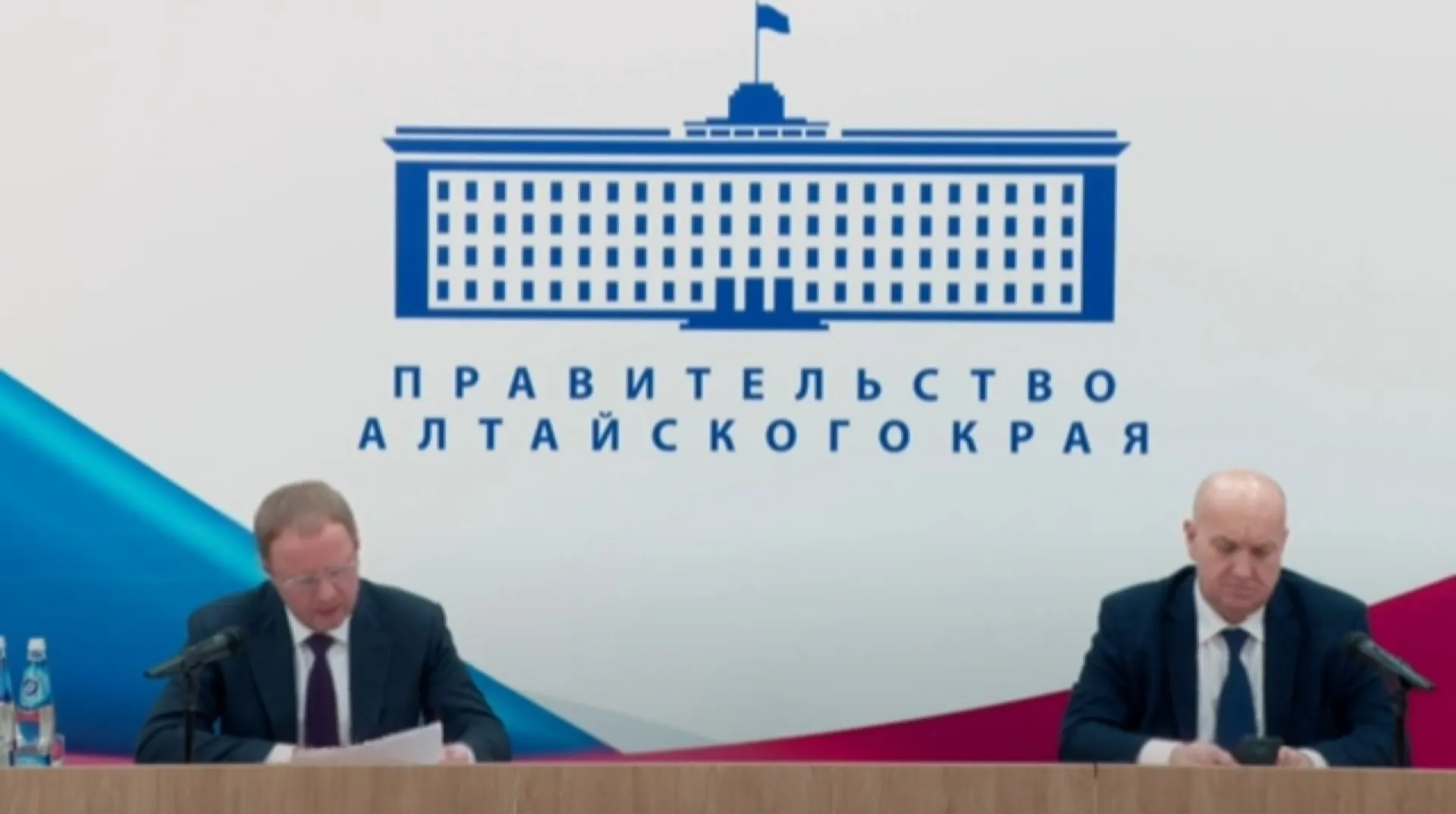 Губернатор Виктор Томенко озвучил показатели роста цен в регионе Губернатор Виктор Томенко озвучил показатели роста цен в регионе