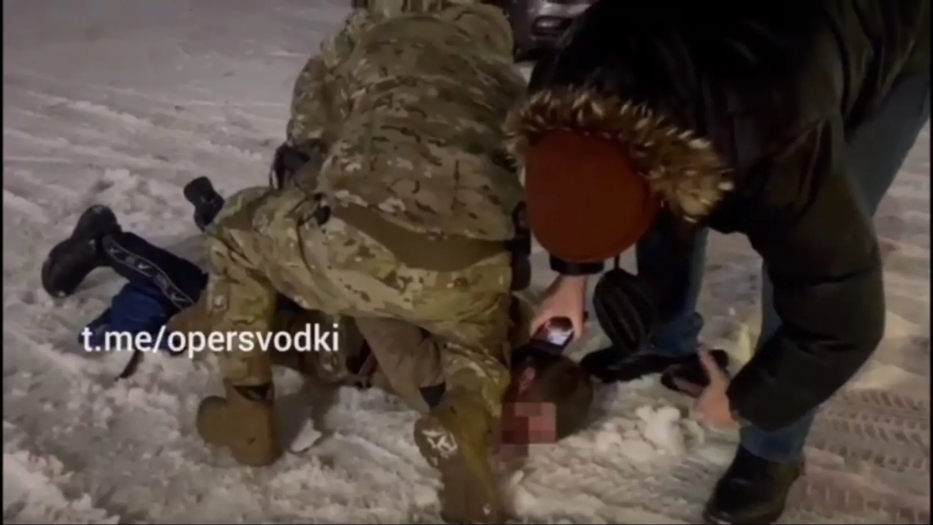 Сотрудники ФСБ задержали жителя Алтайского края, пытавшегося совершить теракт в Барнауле Сотрудники ФСБ задержали жителя Алтайского края, пытавшегося совершить теракт в Барнауле