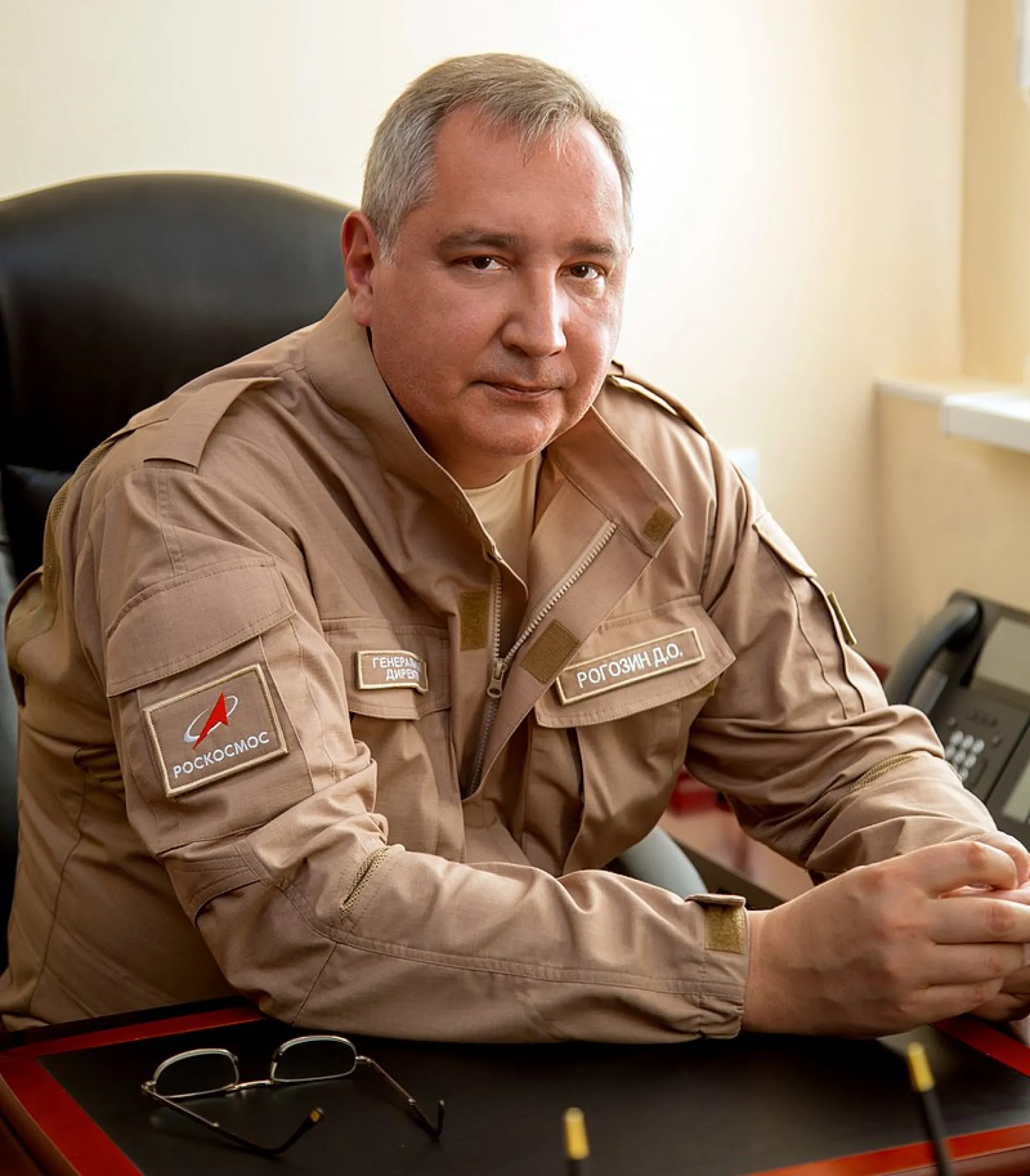 Дмитрий Рогозин покинул должность главы «Роскосмоса» 