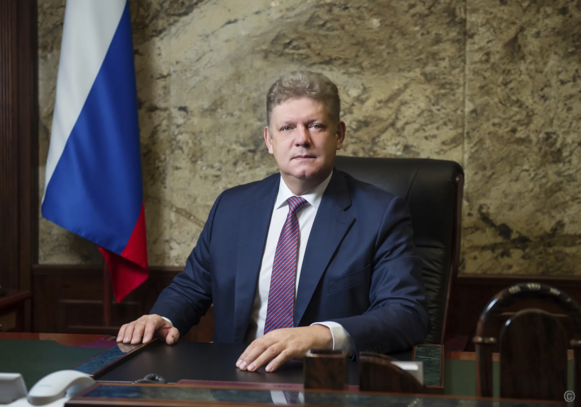 Полпред Президента Российской Федерации в Сибирском федеральном округе поздравил женщин с Международным женским днём Полпред Президента Российской Федерации в Сибирском федеральном округе поздравил женщин с Международным женским днём