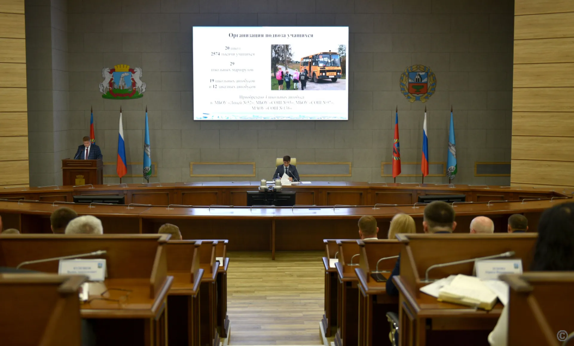 Более 141 миллиона рублей направили на подготовку к новому учебному году в Барнауле Более 141 миллиона рублей направили на подготовку к новому учебному году в Барнауле