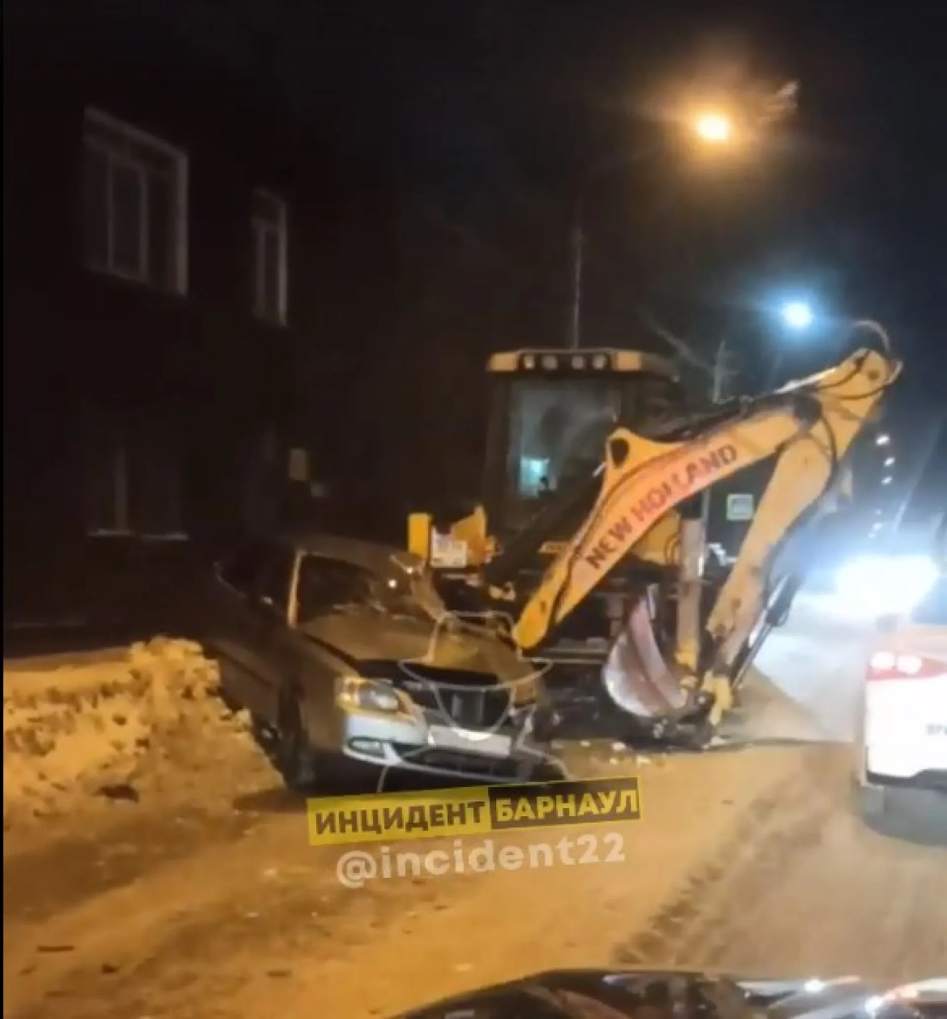 Стали известны подробности массового ДТП на одной из улиц Барнаула Стали известны подробности массового ДТП на одной из улиц Барнаула