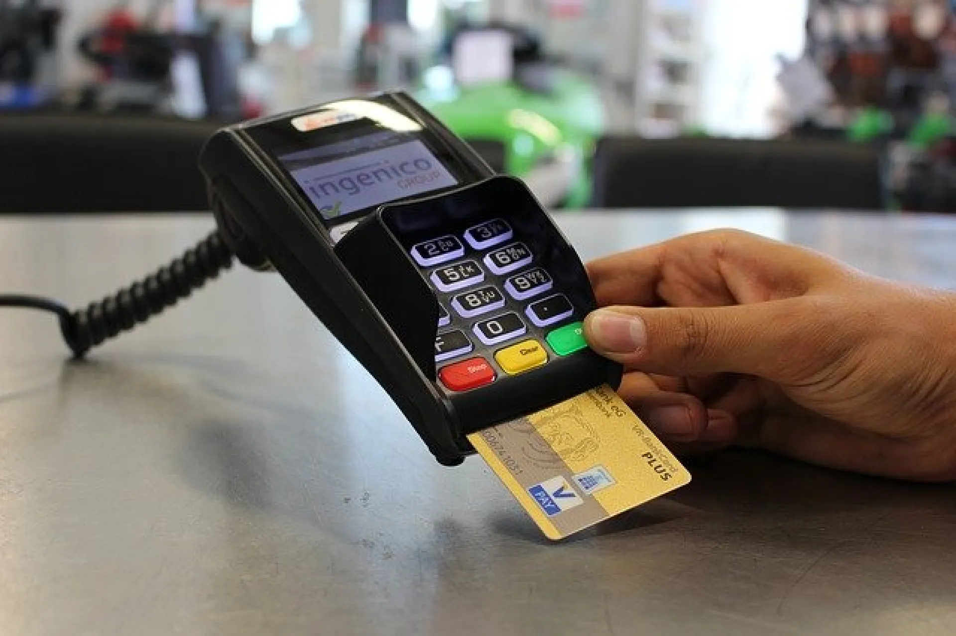 Карты крупнейших российских банков не будут выпускать в UnionPay Карты крупнейших российских банков не будут выпускать в UnionPay