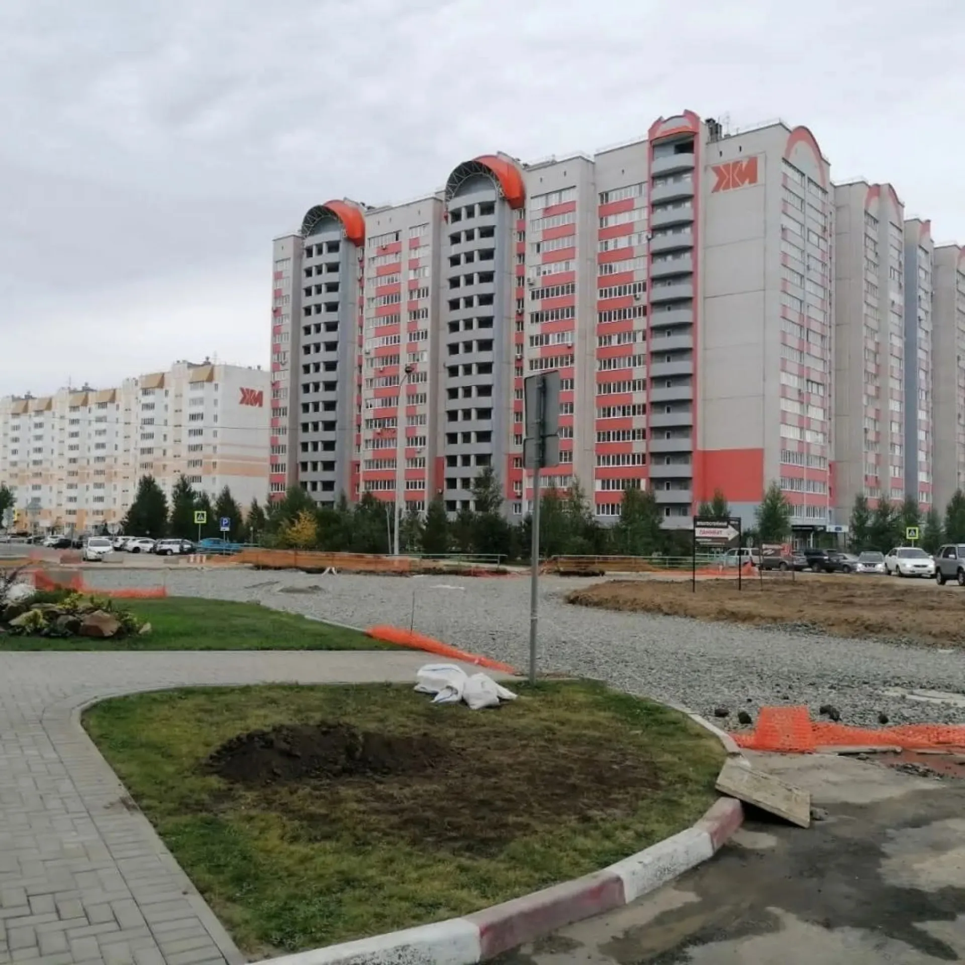 Барнаульцы жалуются на заброшенные ремонтные работы Барнаульцы жалуются на заброшенные ремонтные работы