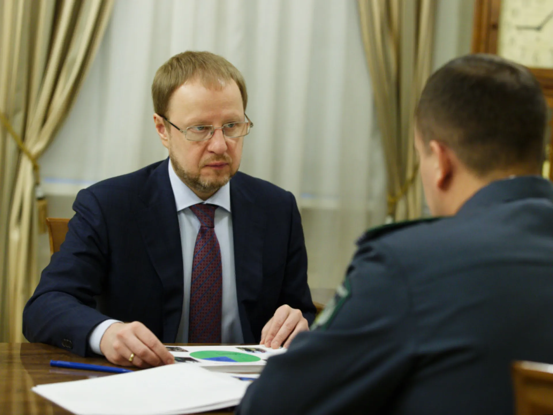 Губернатор Алтайского края поручил региональным органам власти усилить контроль за качеством сельхозпродукции, поступающей в социальные учреждения Губернатор Алтайского края поручил региональным органам власти усилить контроль за качеством сельхозпродукции, поступающей в социальные учреждения