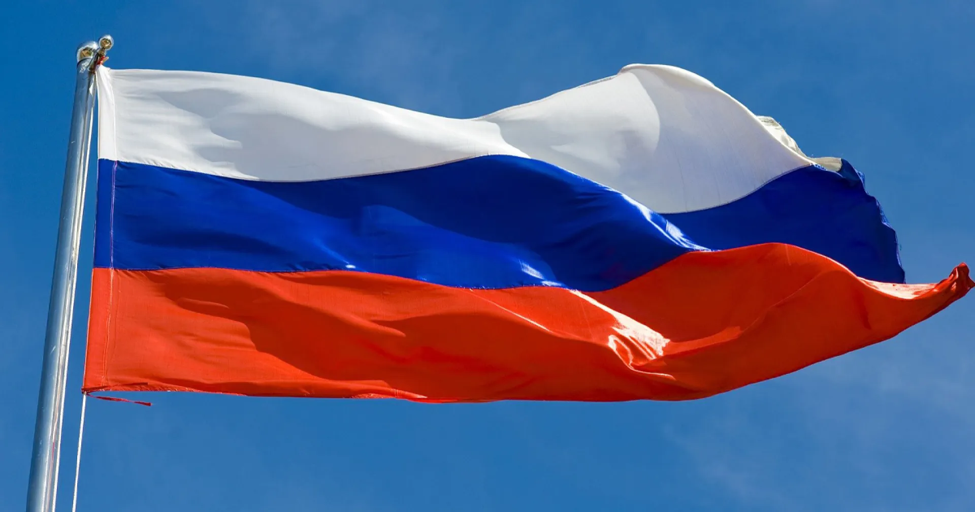 Уроки истории и ОБЖ предложили начинать с исполнения гимна России в одной из российских школ Уроки истории и ОБЖ предложили начинать с исполнения гимна России в одной из российских школ