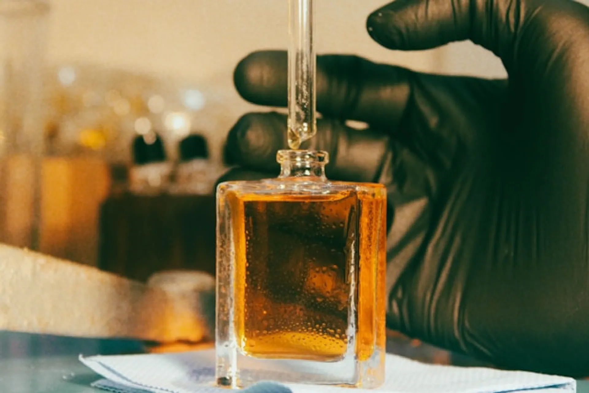 Бийчанка похитила дорогие духи из магазина Бийчанка похитила дорогие духи из магазина