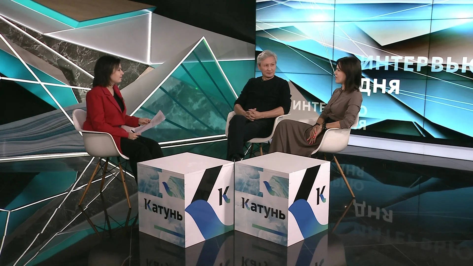 Алтайский театр кукол «Сказка» выступит с гастролями в Бурятии Алтайский театр кукол «Сказка» выступит с гастролями в Бурятии