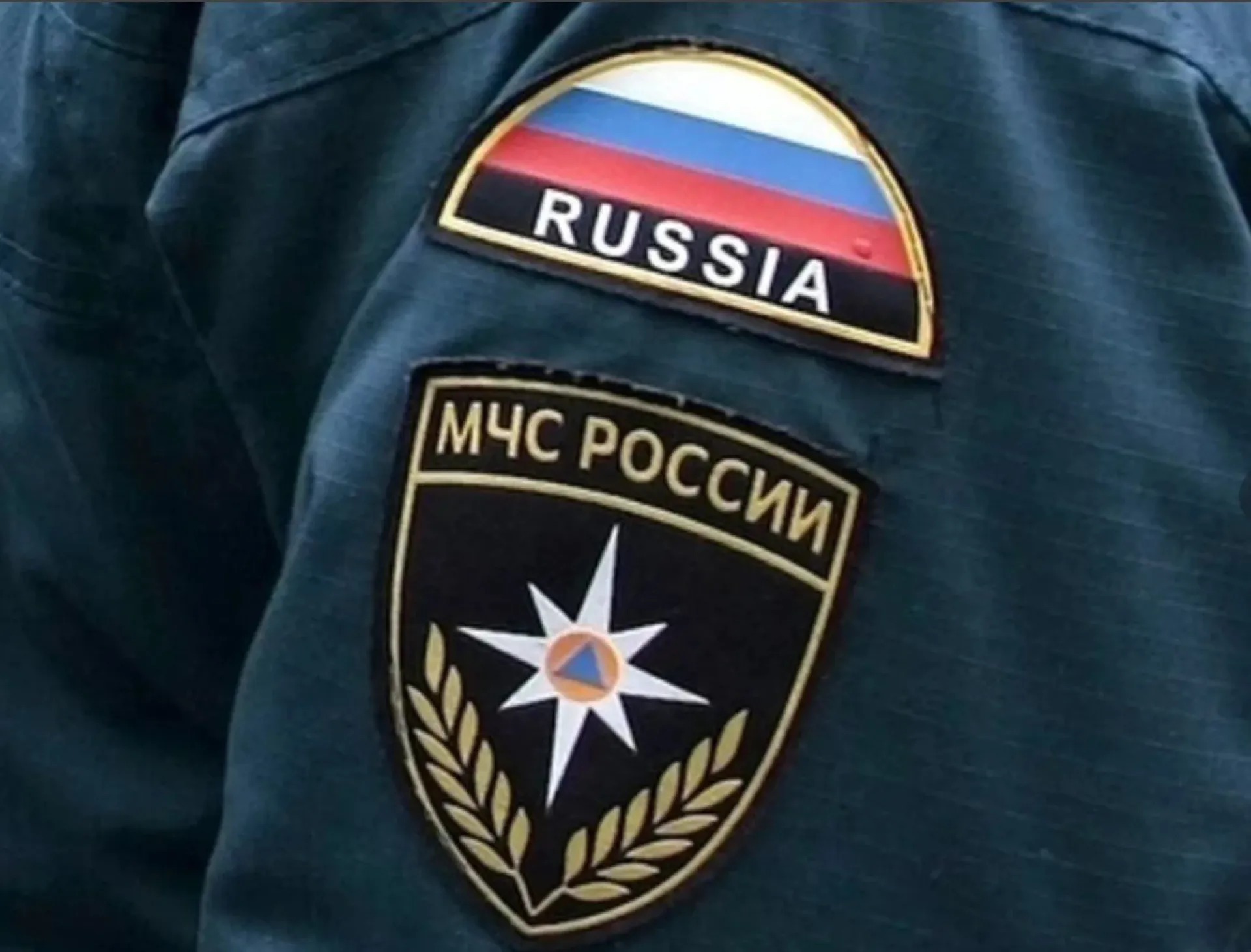 На тушение пожаров за сутки в Алтайском крае привлекали 161 сотрудника МЧС