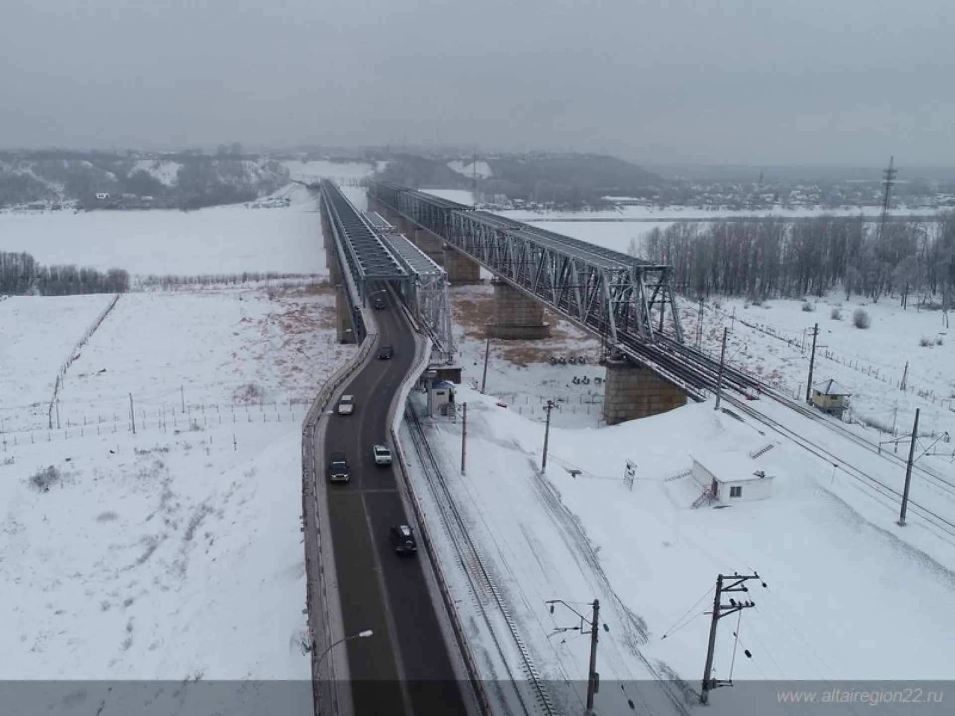 Стало известно, когда закроют движение транспорта на Старом мосту в Барнауле Стало известно, когда закроют движение транспорта на Старом мосту в Барнауле