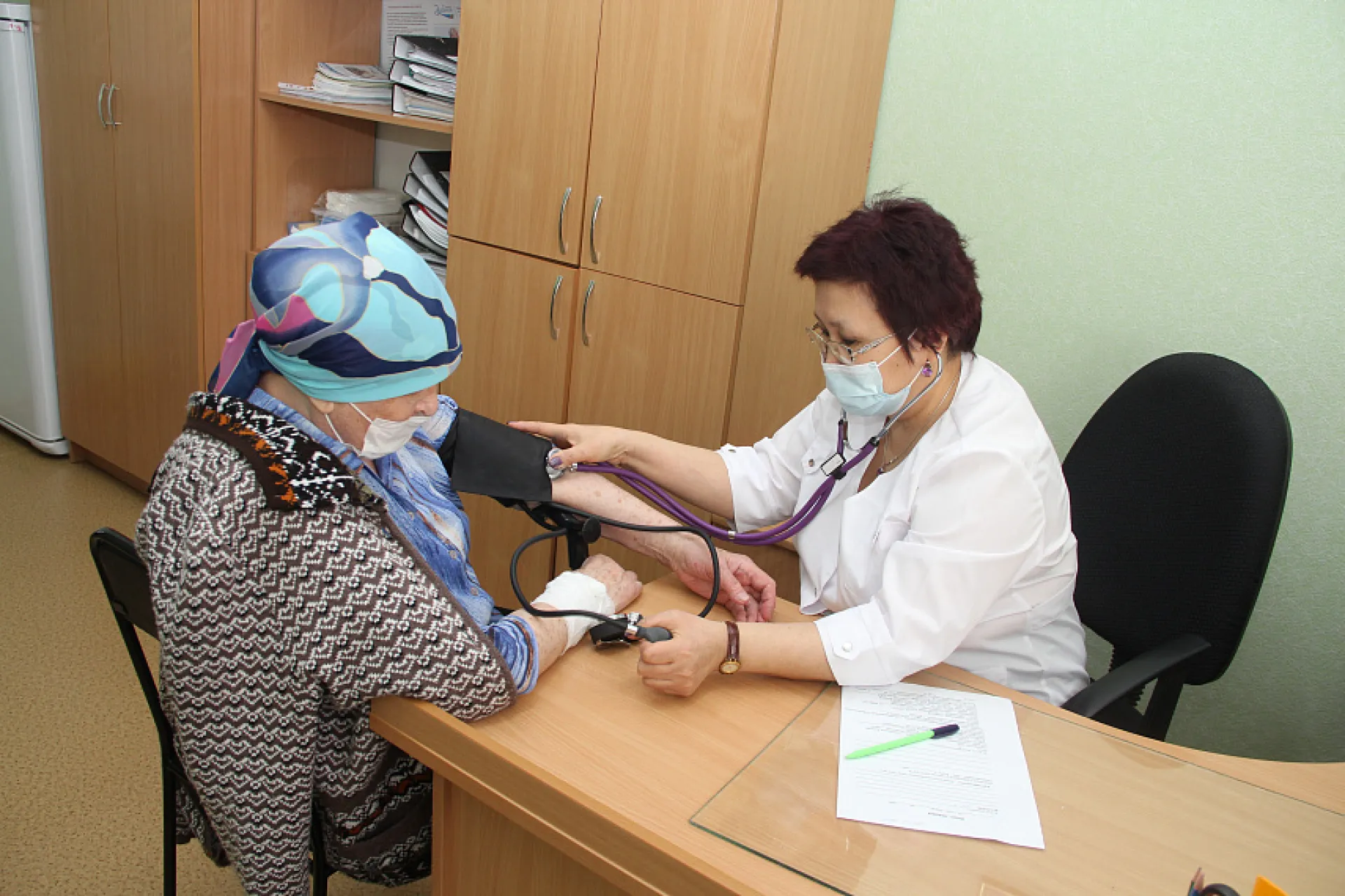 Бесплатные комплексные медицинские обследования проведут для пожилых людей в Алтайском крае Бесплатные комплексные медицинские обследования проведут для пожилых людей в Алтайском крае