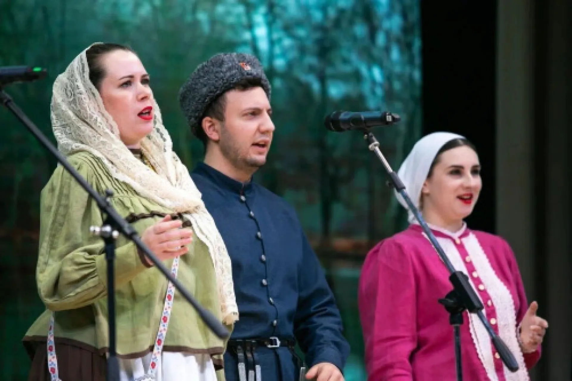 Алтайский ансамбль «Вечёрки» примет участие в фестивале «Играй, гармонь» Алтайский ансамбль «Вечёрки» примет участие в фестивале «Играй, гармонь»