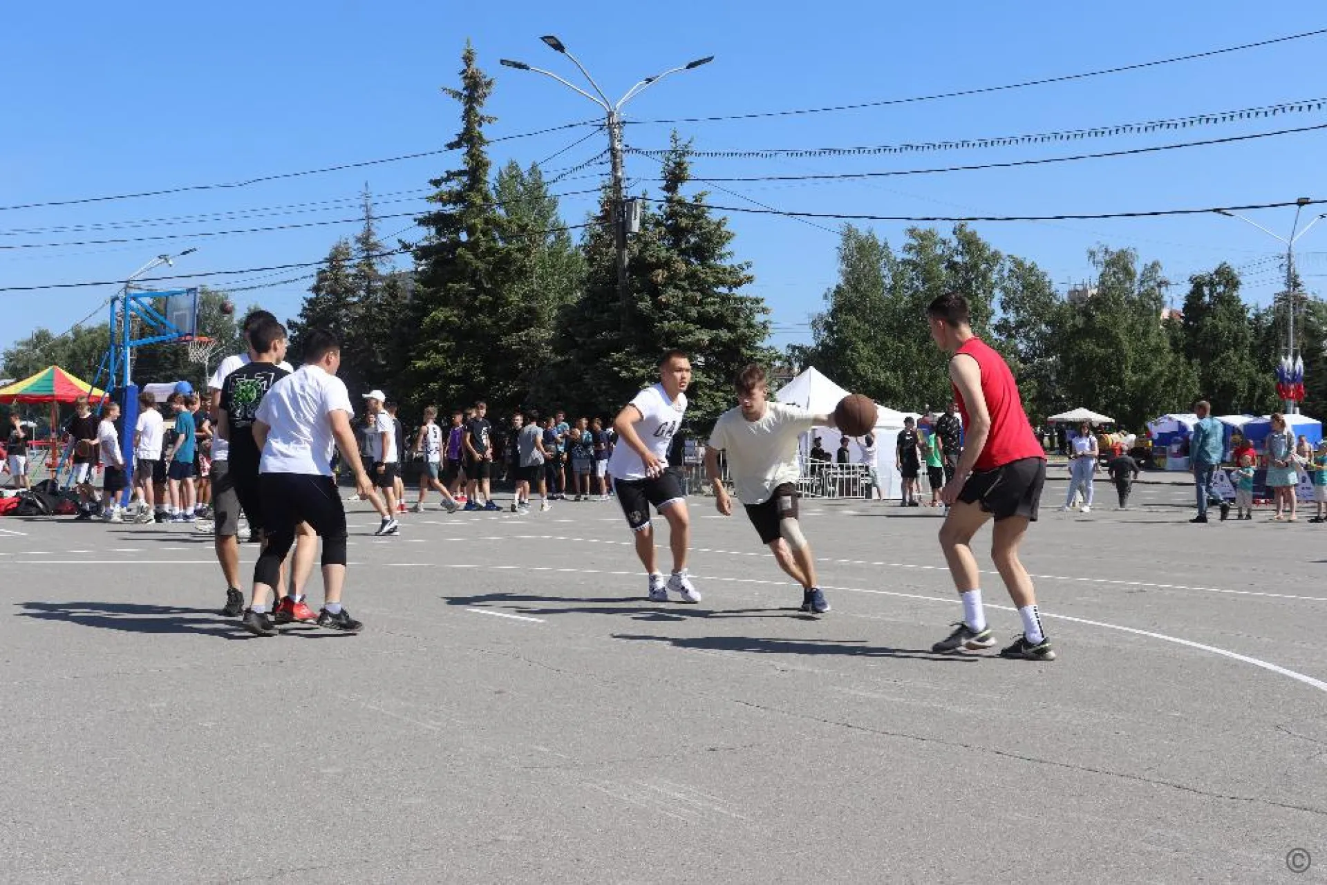 В Барнауле проходит эстафета «Спортивная Россия» В Барнауле проходит эстафета «Спортивная Россия»