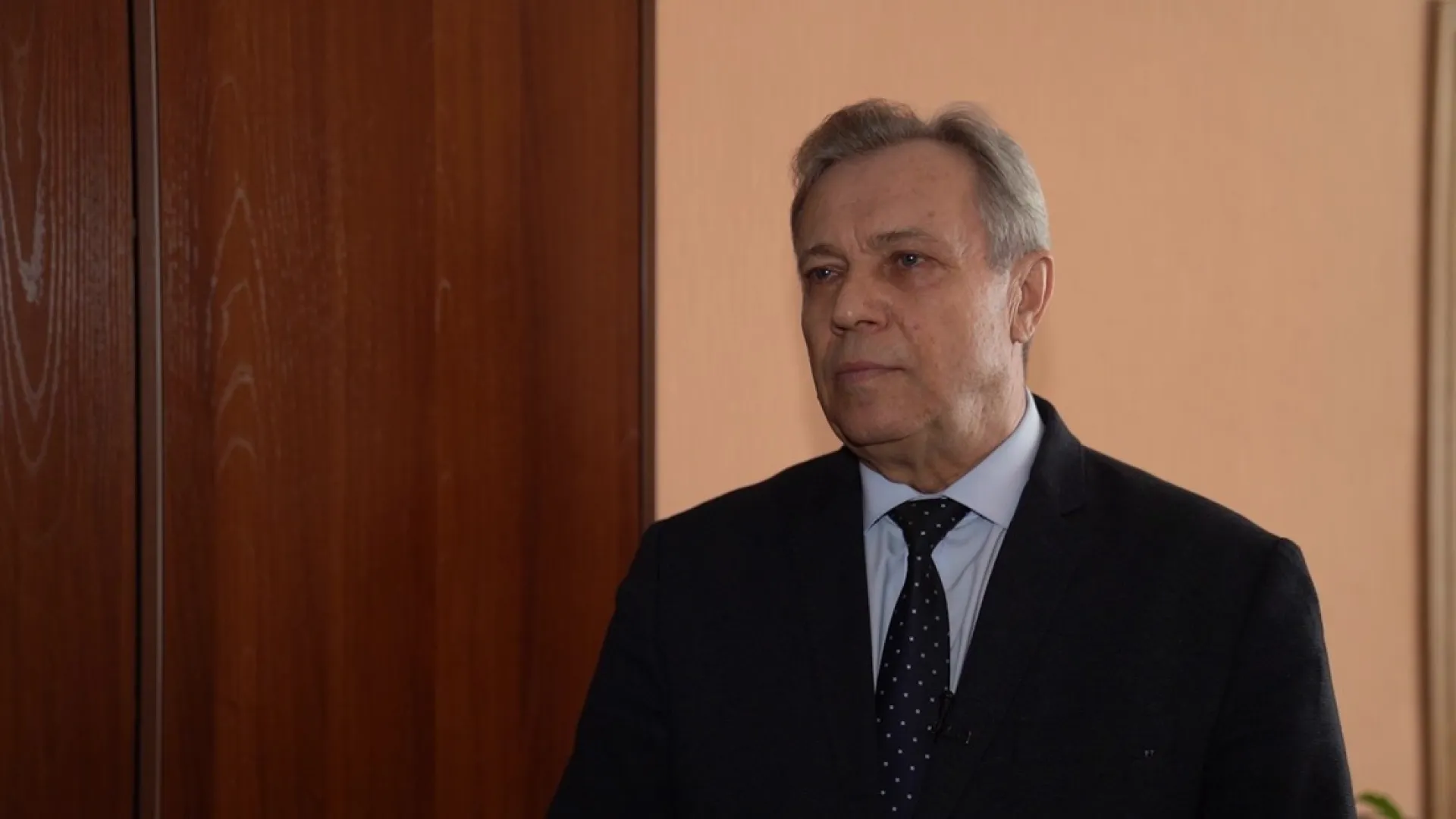 Владимир Лещенко о поставках лекарств в Алтайский край в условиях санкций и спецоперации на Украине Владимир Лещенко о поставках лекарств в Алтайский край в условиях санкций и спецоперации на Украине